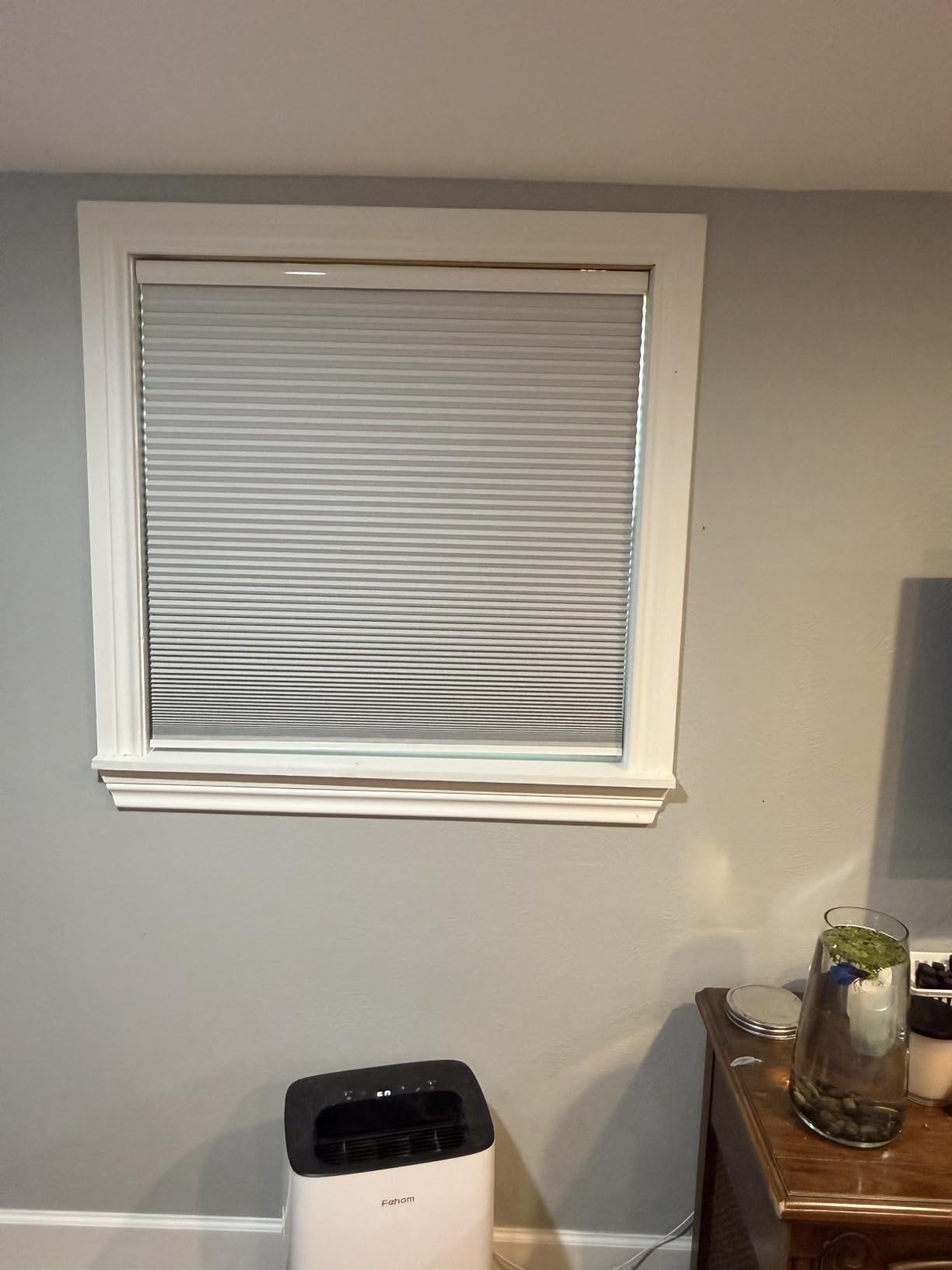 Cordless Cellular Shades, Blackout Room Darkening Black Out Honeycomb Blinds for Indoor Windows Bedroom, Pull Down Pleated Accordion Blind Easy Install, Shade Size 34