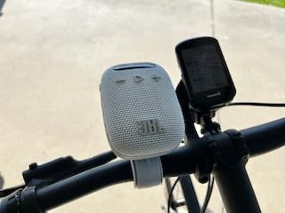 JBL Wind 3 FM Bluetooth Handlebar Speaker, Black customer photo 2