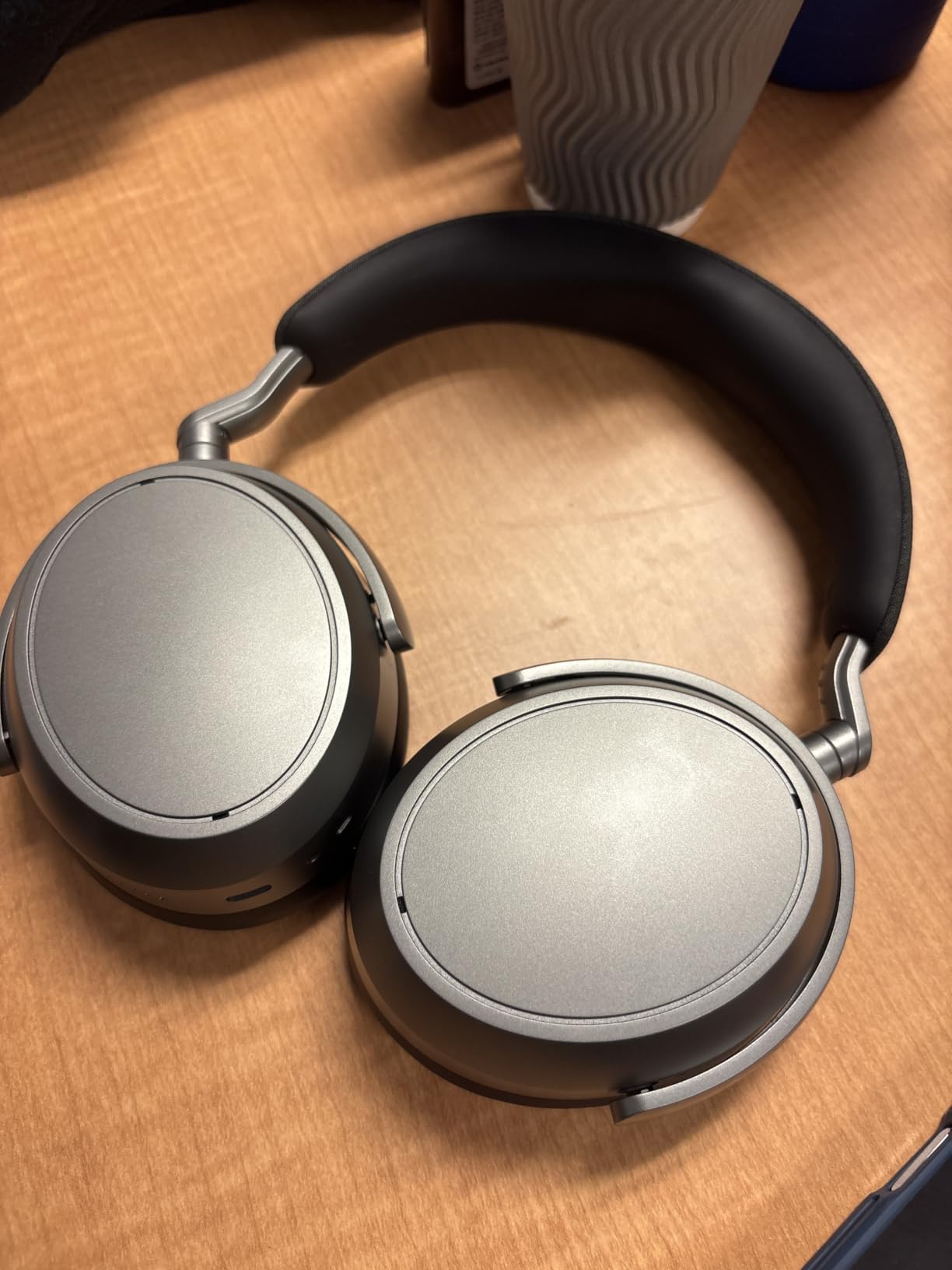 Sennheiser Momentum 4 Wireless Headphones - Black customer photo 1