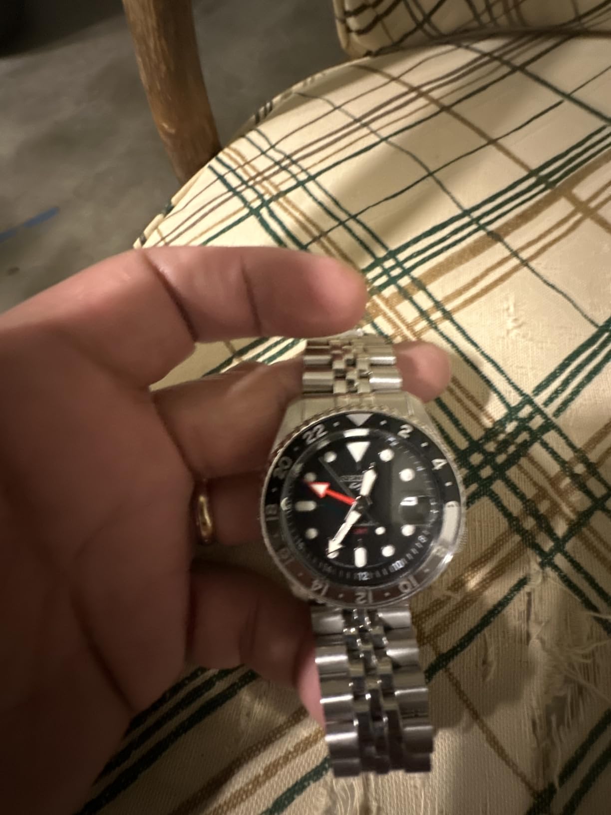Seiko SSK001 5 Sports Automatic GMT Watch for Men - Black Dial with Date Calendar, 100m Water-Resistant customer photo 2