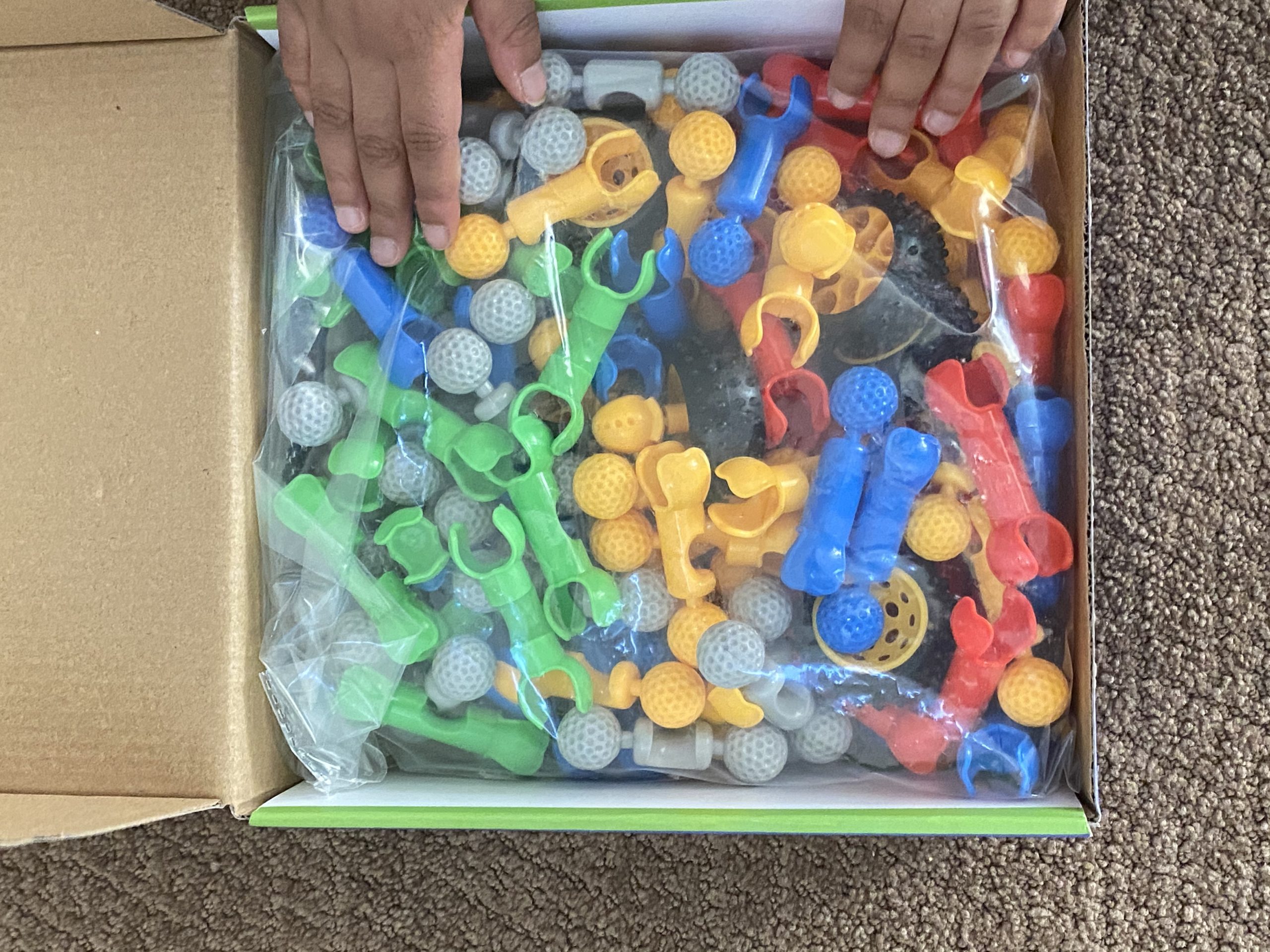 170 Pcs Building Toys for Kids Ages 4-8 with Toy Box Storage, Idea Guide, Building Blocks STEM Toys for 3 4 5 6 7 8 9 Year Old Creative Kids Activity, Christmas Birthday Gifts for Boys Girls customer photo 1
