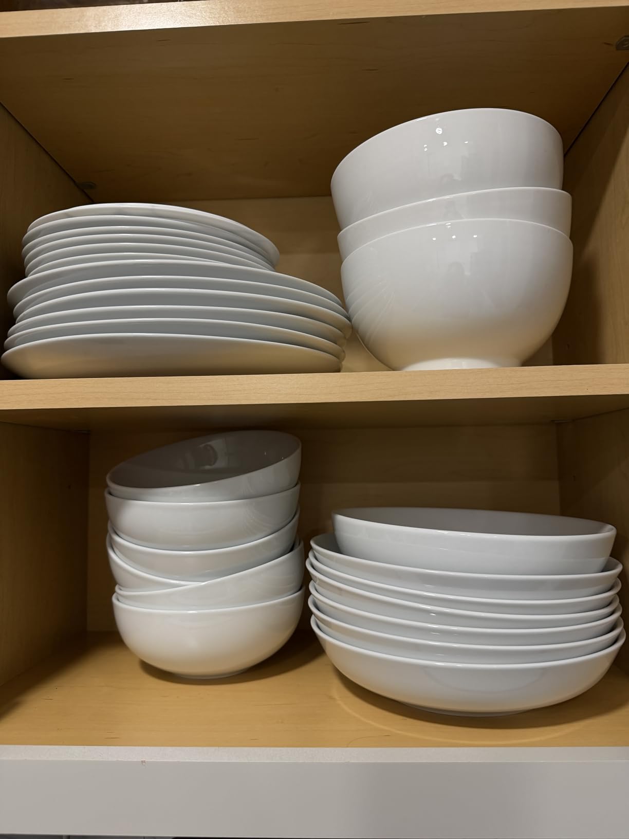 MALACASA 24-Piece Gourmet Porcelain Dinnerware Sets, Modern White Round Dish Set for 6 - Premium Serving Plates and Bowls Sets for Dessert, Salad, Soup, Pasta - Series AMELIA customer photo 2