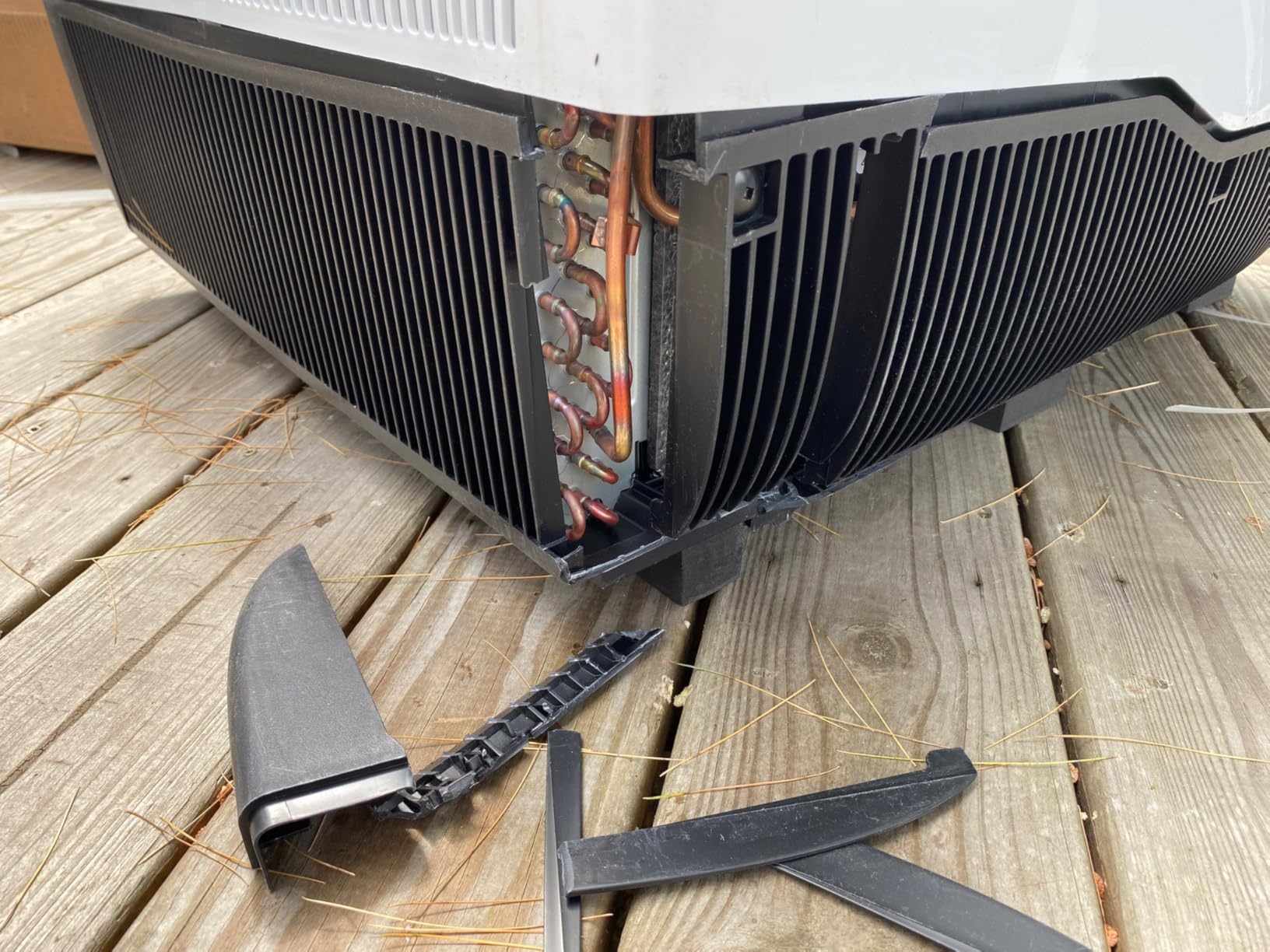 Dometic FreshJet 3 Series, Black, 15K BTU Standard Profile Mechanical Air Conditioner, Cool Only, 9600028601 customer photo 1