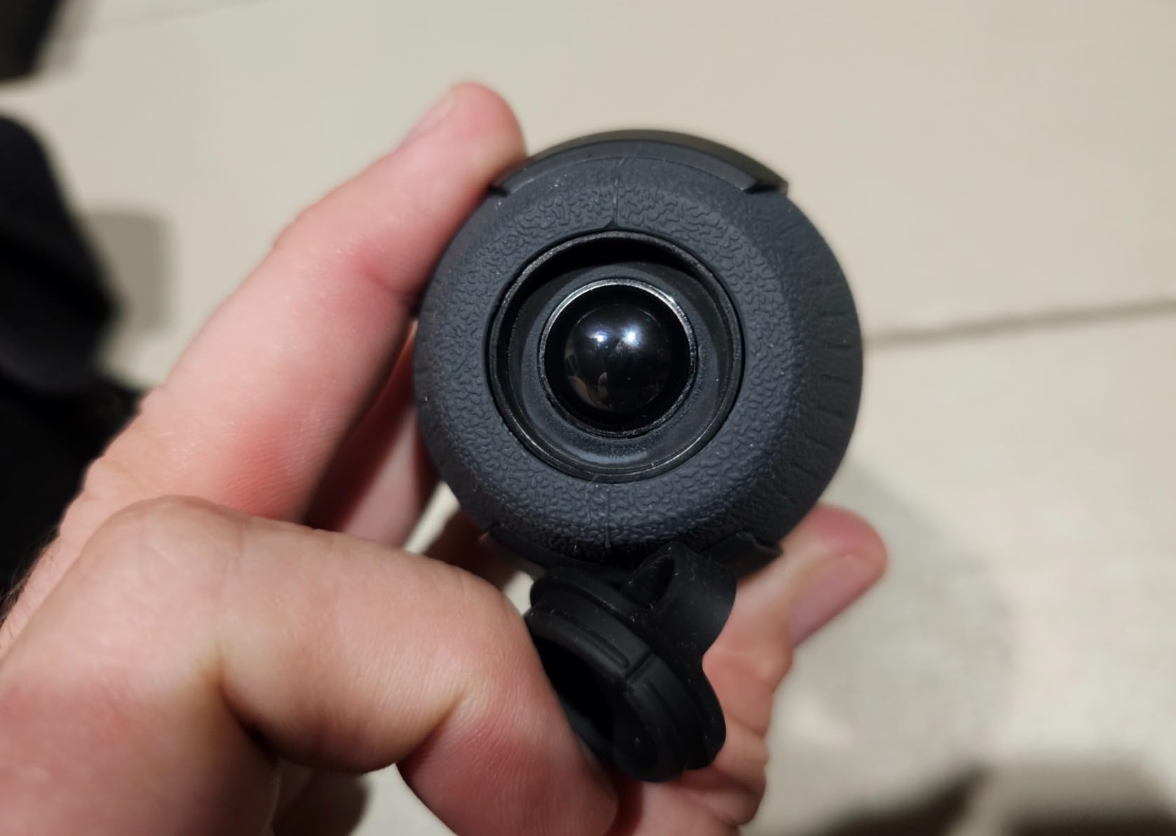 FLIR Scout TKx - Compact Infrared/Thermal Imaging Monocular for Wildlife Viewing, Hunting & Outdoor customer photo 2