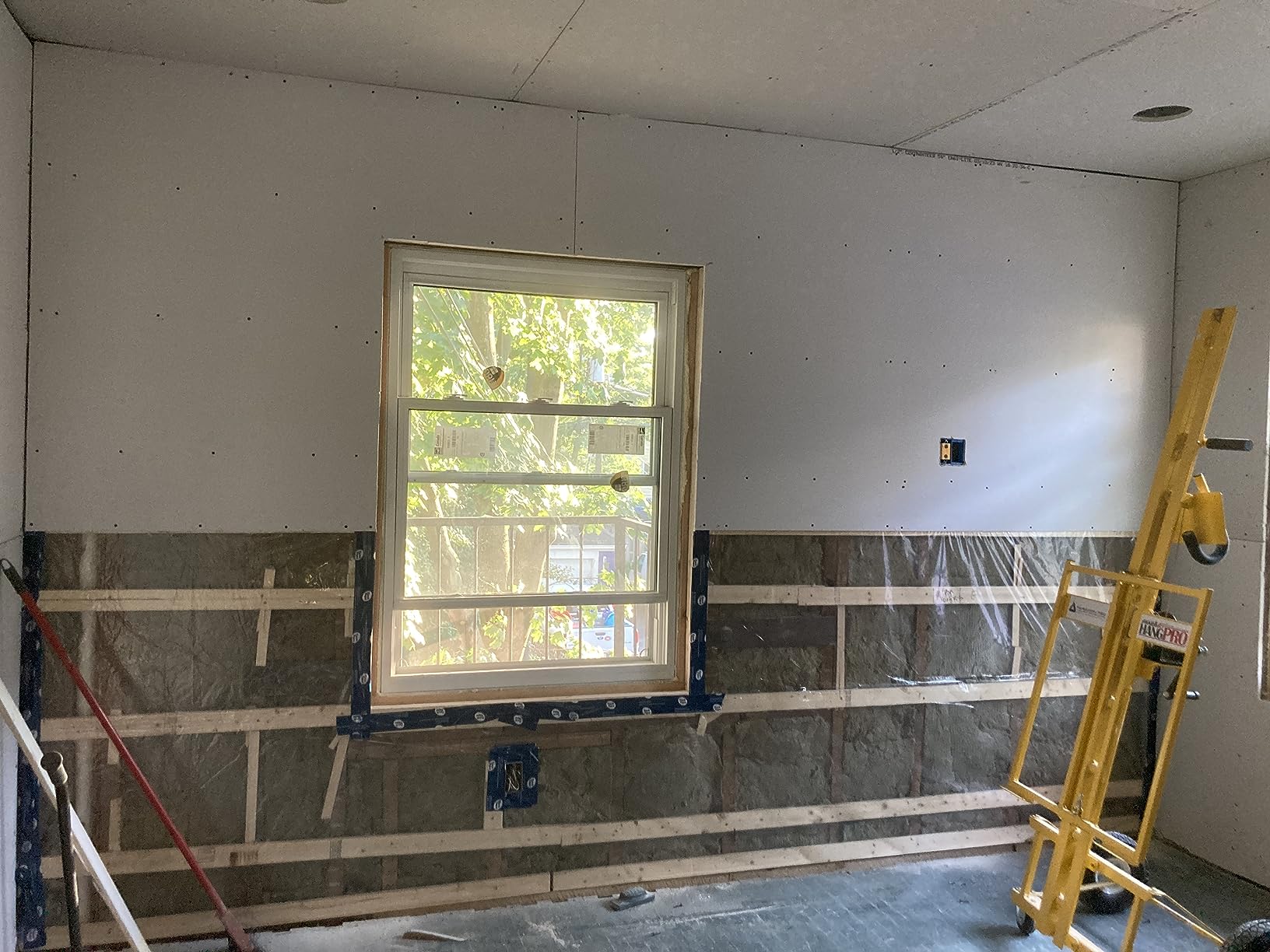 PANELLIFT HANGPRO Drywall Lift for Walls Model 100, 10' 150 lbs Capacity, One Person Drywall Installation customer photo 1