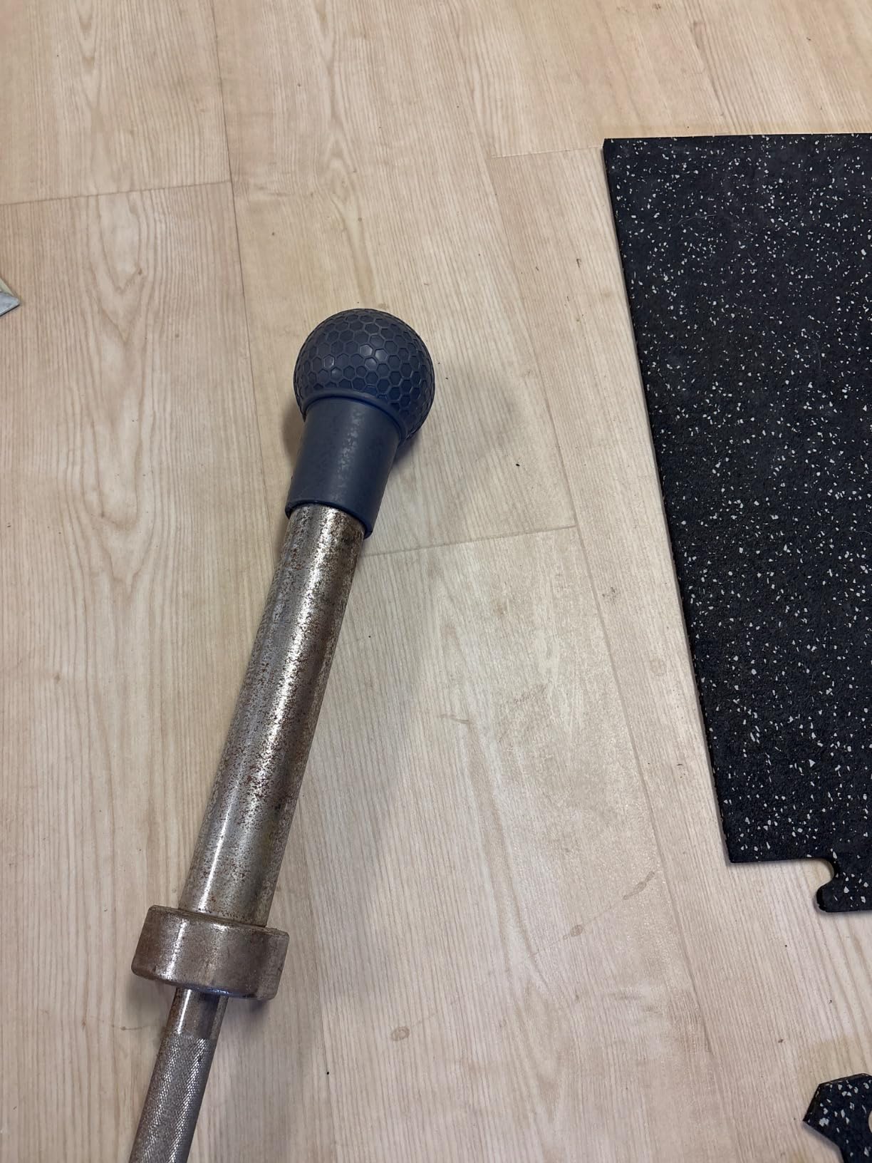 HXD-ERGO Landmine Attachment for Barbell, T Bar Row Attachment Fits 2 Inch Olympic Bars,Barbell Landmine Attachment for Press, Row, Spin, Split Squats customer photo 1