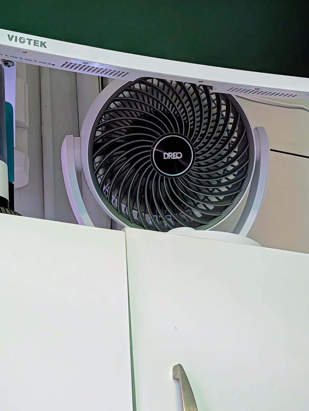 DREO Fan for Bedroom, 12 Inches, 70ft Powerful Airflow, 25db Quiet Table Air Circulator Fans for Whole Room, 120° Adjustable Tilt, 3 Speeds, Desktop Fan for Home, Office, Kitchen customer photo 1