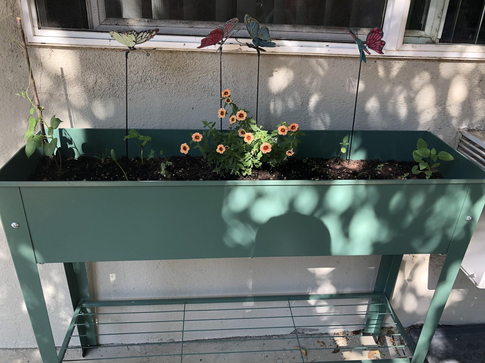 Raised Garden Bed, Elevated Planter Black Metal Plant Box with Legs Standing Garden Stand Drainage Holes Black customer photo 1