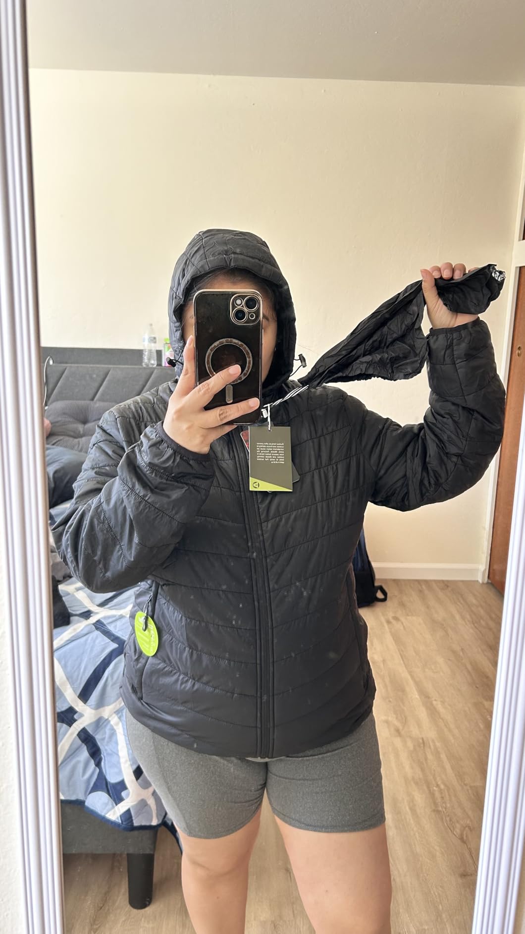 Outdoor Ventures Women's Packable Lightweight Puffer Jacket with Hood customer photo 2