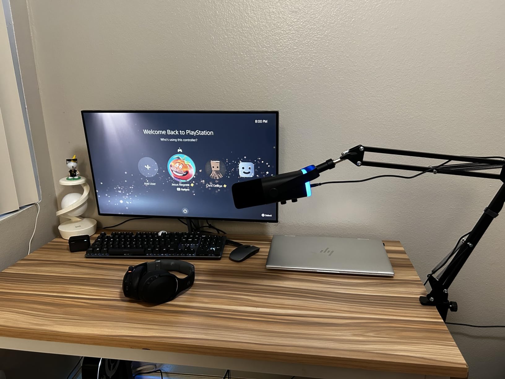 FIFINE AmpliGame AM8T XLR/USB Gaming Microphone Set, Dynamic PC Mic - Streaming RGB Mic Kit with Boom Arm Stand, Mute Button, Headphones Jack, for Podcasting Recording Vocal Voice-Over customer photo 2