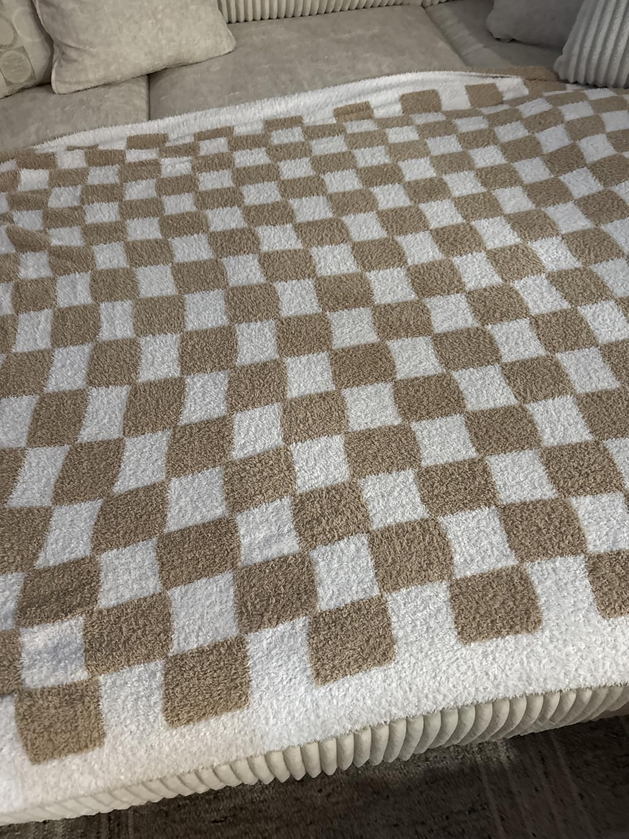 Bedsure Beige Throw Blanket for Couch, Cozy Soft Checkered Blanket, Lightweight Warm Knit Fluffy Throw Blankets for Bed Sofa, Camping, Picnic, Travel, Gifts for Women Men, 50x60 Inches customer photo 1