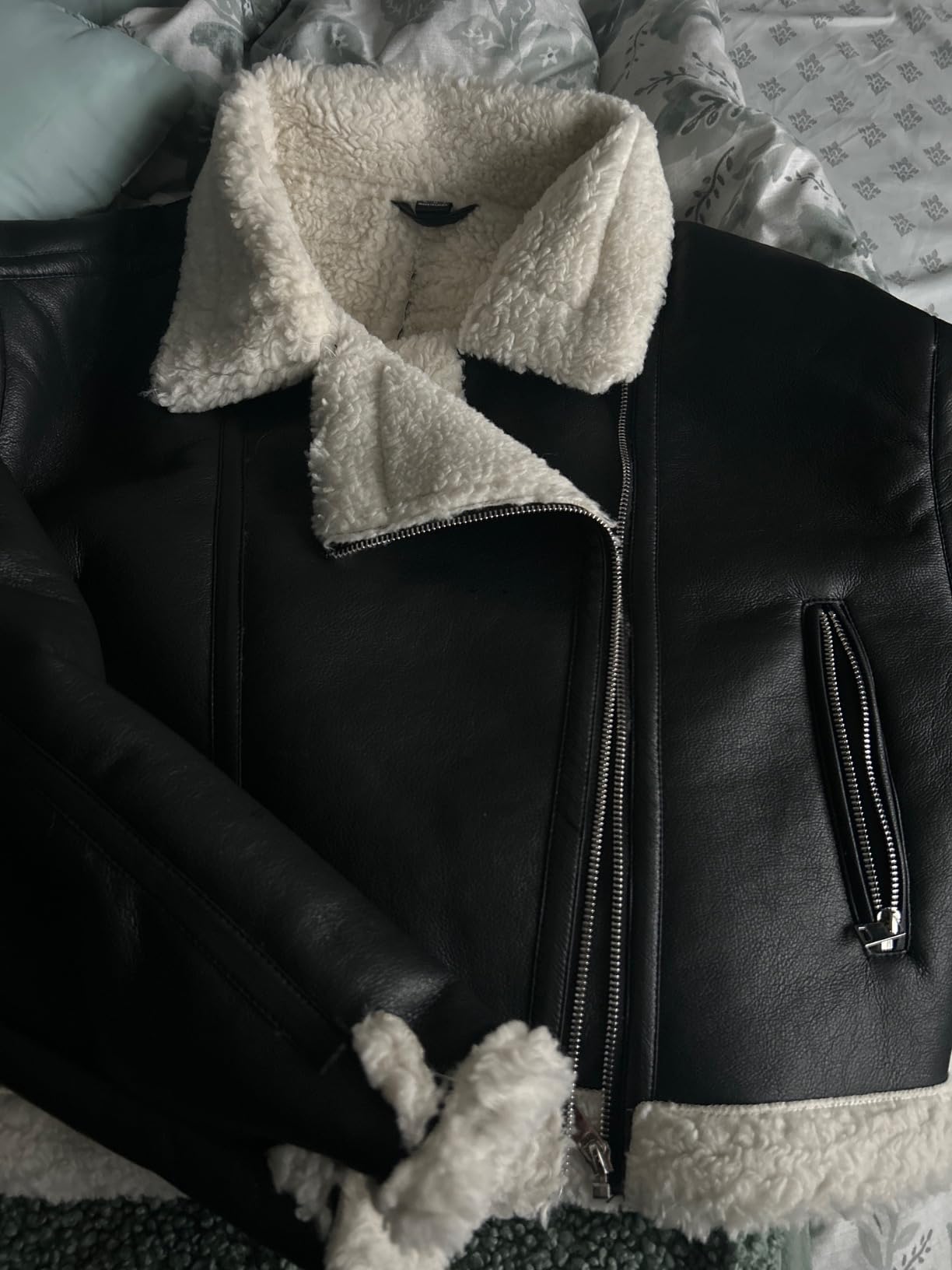 DIASHINY Women Faux Shearing Fur Jacket Sherpa Lined Faux Leather Coat customer photo 2