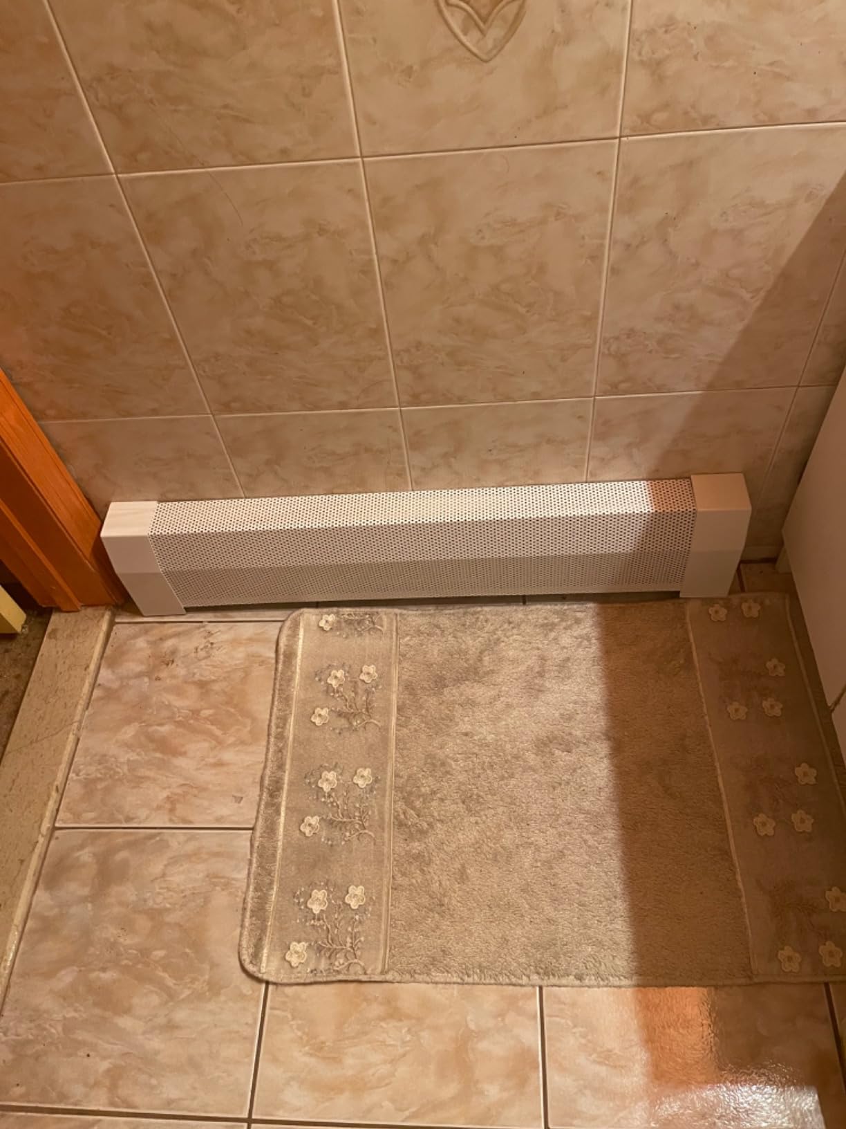 SDSNTE 3 Ft Steel Baseboard Heater Cover with End Caps, White | Replaces Old Cover, Easy Slip-On Design, Fits Bathroom & Hydronic System, with End Caps customer photo 1