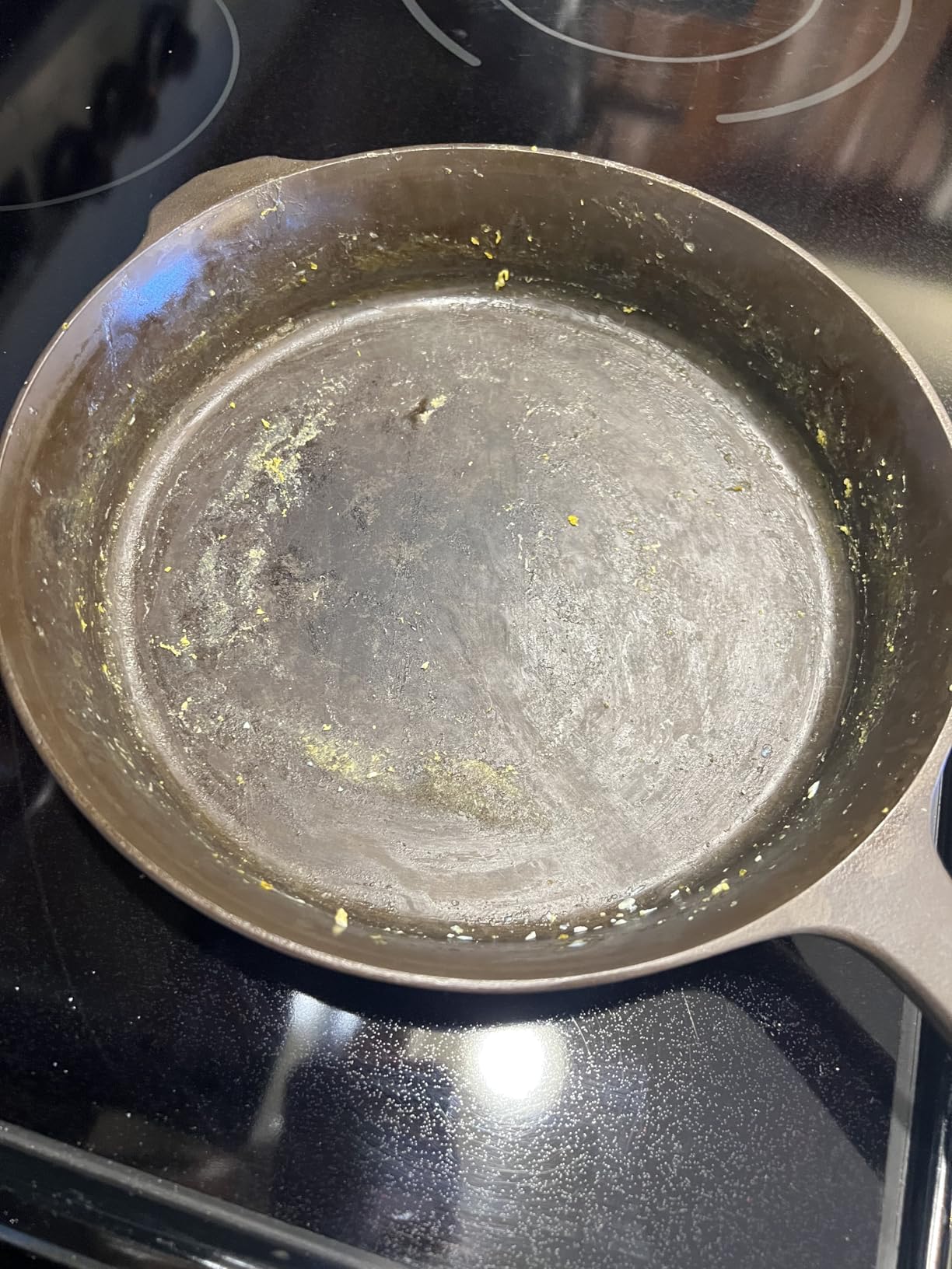 Field Company No.12 Extra-Large Cast Iron Skillet - 13.4-Inch Pre-Seasoned Pan for 6-8 Servings, Lighter & Smooth, Made in USA customer photo 1