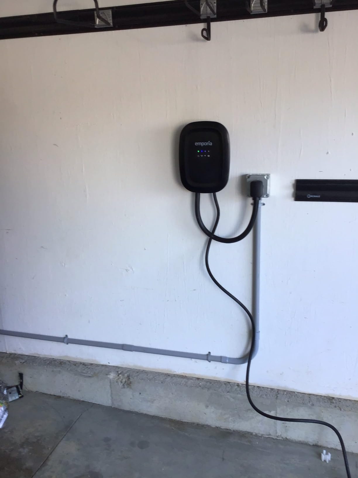EMPORIA Level 2 EV Charger - NEMA 14-50 EVSE w/NACS, Compatible with Tesla - 48 amp EV Charger Level 2, 240v Electric Vehicle Charging Station, UL/Energy Star, 25ft Cable, White customer photo 2