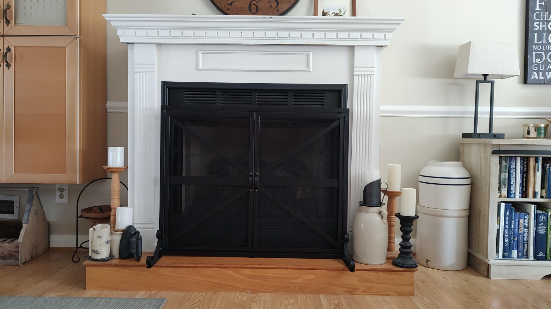 Fire Beauty Wrought Iron Fireplace Screen with Doors, Fire Spark Protector | Smooth Pinch-resistant Hinge Structure, Improved Safety Design, Wear-resistant Iron Frame, Versatile Home Fit customer photo 1