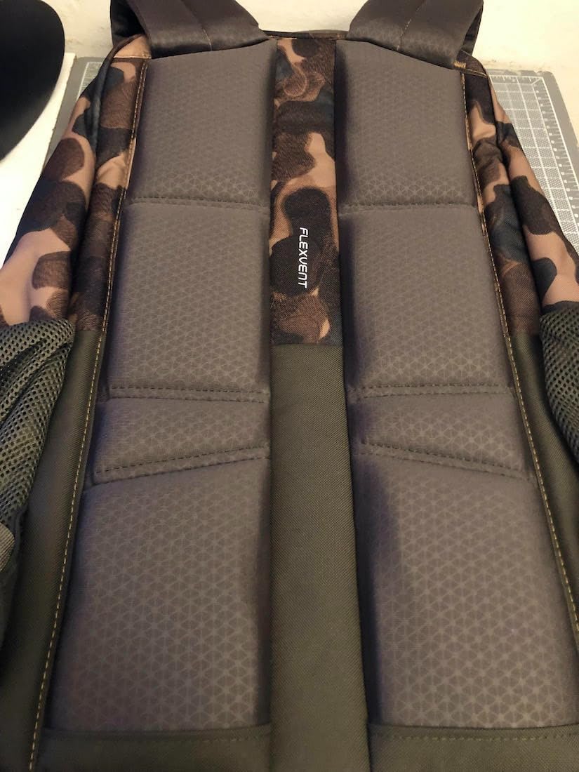 The North Face Vault Everyday Laptop Pack, Mid Gy Dk Hth/TNF Blk-NPF, OSFA customer photo 2