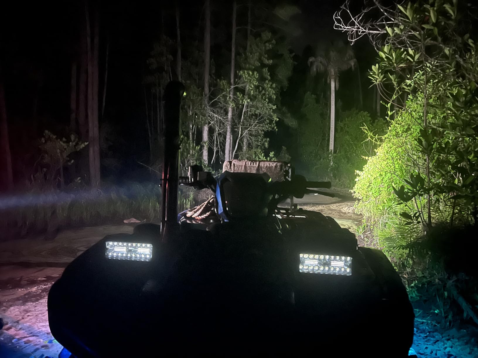 NAOEVO 7 Inch LED Light Bar, White Off Road/Fog Lights with 2-Lead Harness | 240W 24,000LM Spot Flood Combo LED Off Road Light Bar customer photo 1