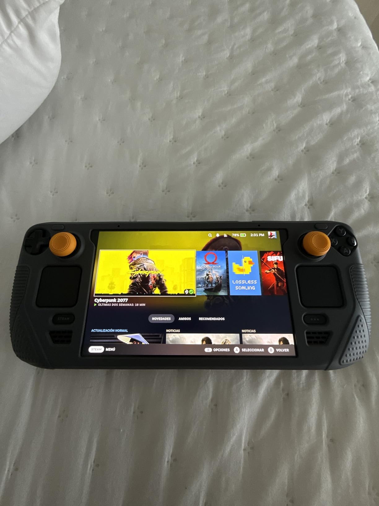 VALVE Steam Deck OLED 512GB SSD + 16GB RAM (International Version) - 7.4 inch, 90Hz, 1280 x 800px, SteamOS 3.0, Handheld Gaming Console, Black customer photo 2