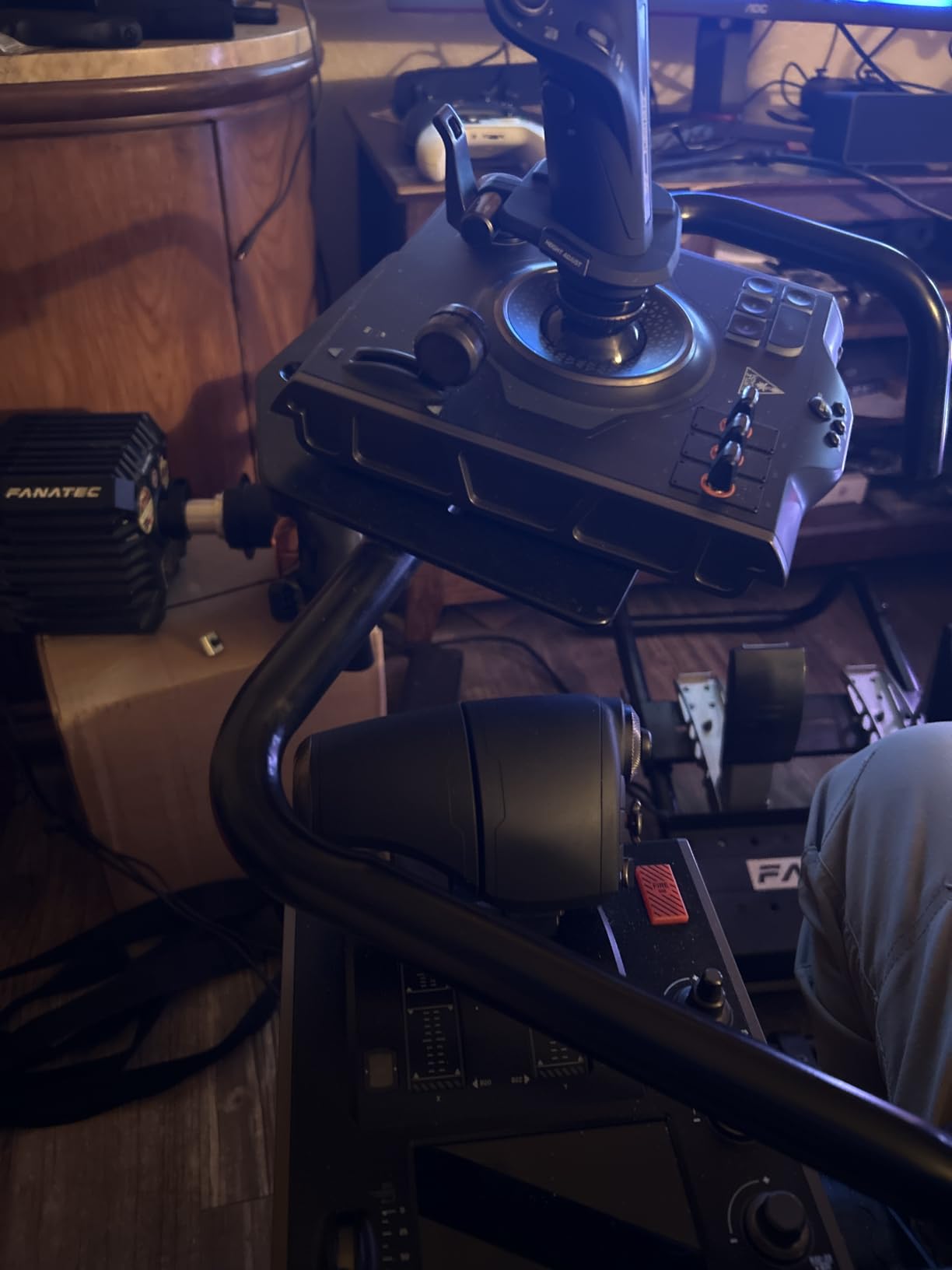 Turtle Beach VelocityOne Flightdeck Universal HOTAS Simulation System - PC customer photo 1