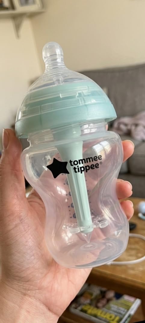 Tommee Tippee Advanced Anti-Colic Baby Bottle Set, Newborn 0m+ | 12 Pieces, 5oz & 9oz BPA Free Bottles, Slow & Medium Flow Nipples customer photo 1