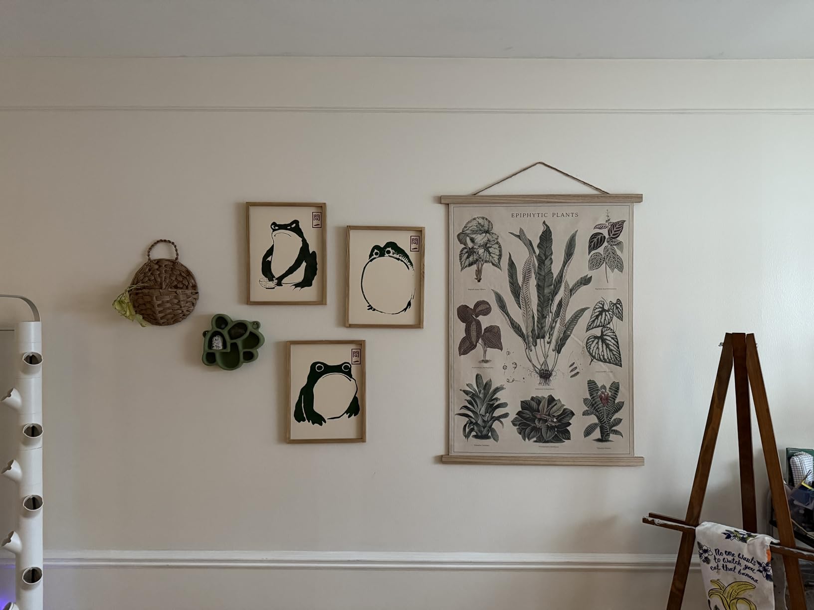Houmury Set of 3 Framed Japanese Frog Wall Art Decor Vintage Wall Signs Cute Minimalist Decors customer photo 1