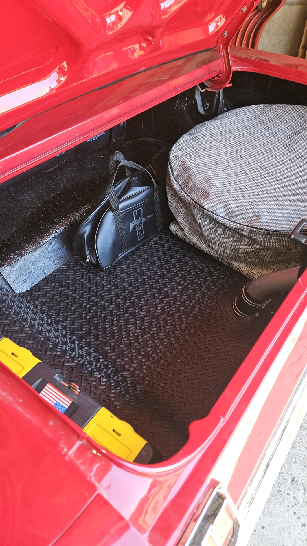 Siless Black 80 mil (2mm) 18 sqft Car Sound Deadening mat - Butyl Automotive Sound Deadener - Noise Insulation and Vibration Dampening Material (18 sqft) customer photo 1