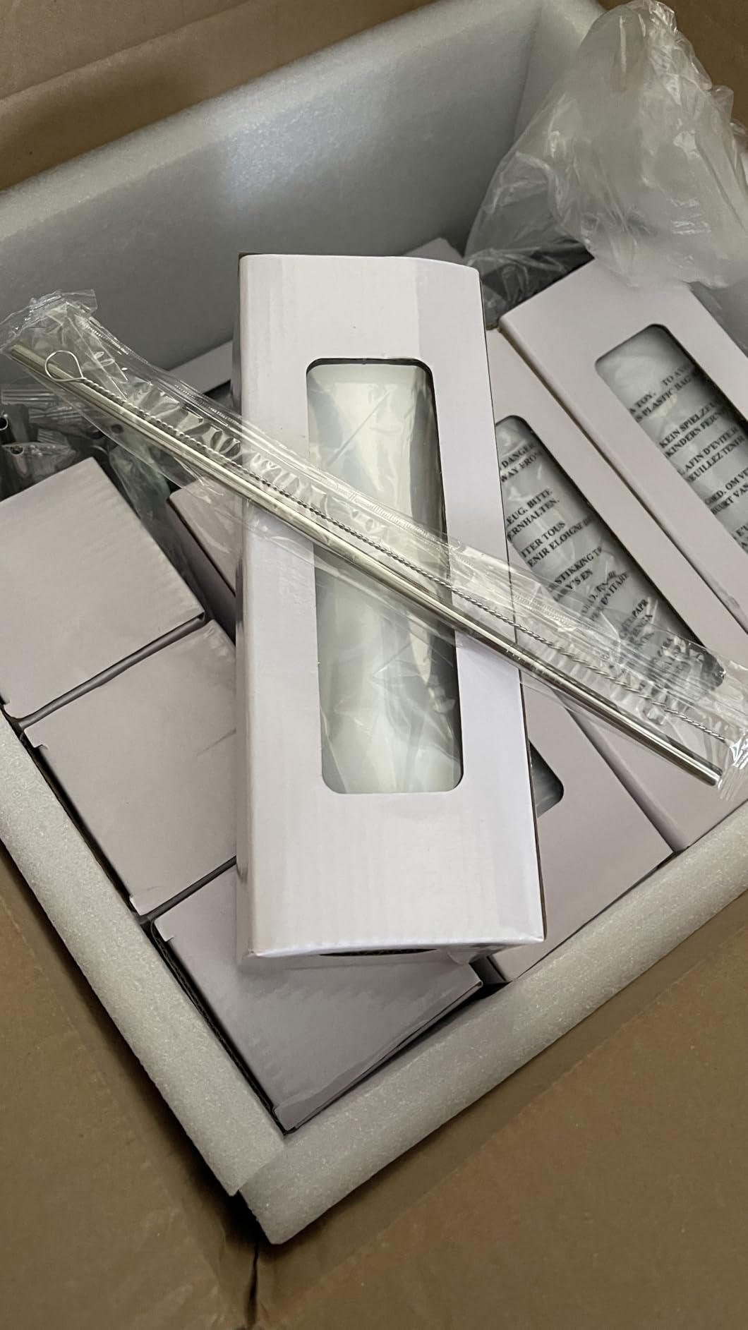 VEVOR Tumbler Heat Press Machine and Sublimation Tumblers, Tumbler Press Set with 8pcs 20OZ Blank Tumblers, Mug Press Cup Press for 11-30oz Tumblers Mug, with Heat Transfer Paper, Gloves, Tape customer photo 1