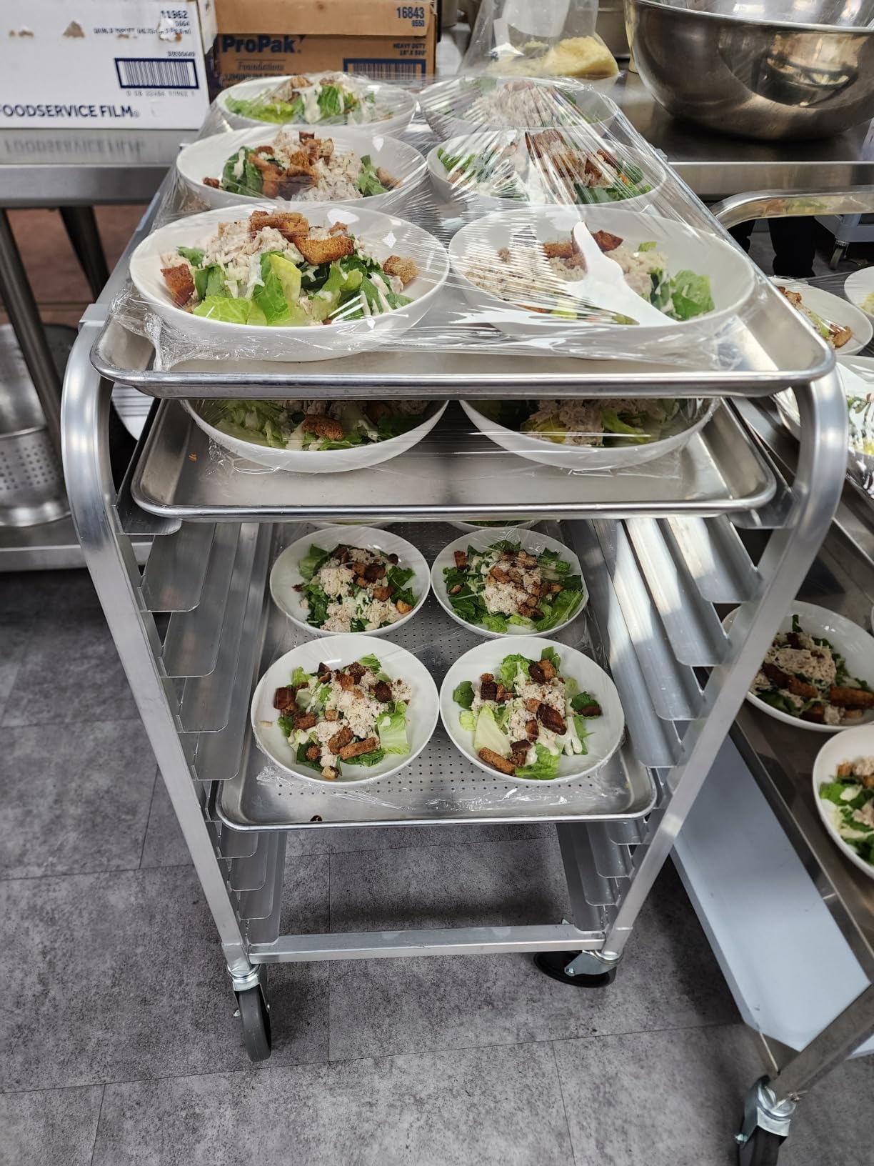 Profeeshaw 20-Tier Bun Pan Rack, Aluminum Sheet Pan Bakers Rack with Wheels | Fits 40 half-size or 20 full-size sheet pans, 33 lb per tier, with 4 casters and 2 locking wheels; for commercial bakeries customer photo 2