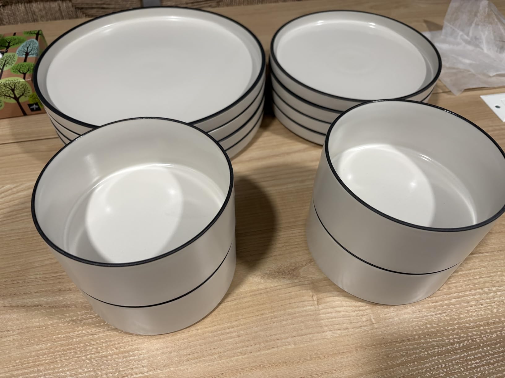 LERATIO Stoneware Dinnerware Sets for 4, 12-Piece Matte Plates and Bowls Set, Handmade High Edge Rim Dish Set, Oven & Microwave, Dishwasher Safe, Scratch Resistant - Ashen Gold Rim customer photo 1