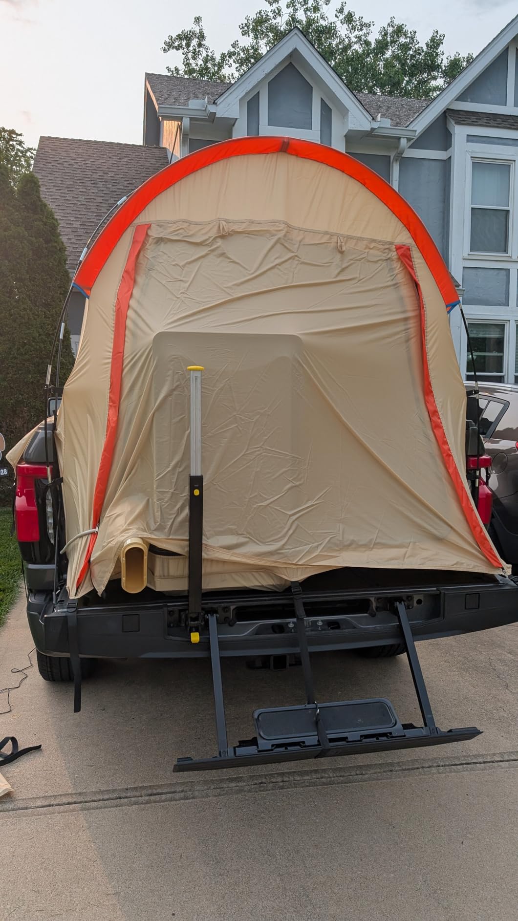 Pickup Truck Tent with Awning Shade, Waterproof PU5000mm Oxford for 5.5-6.3 FT Truck Bed for Camping Travel Outdoor Activities for Chevy Silverado 1500, Ram 1500/Dakota, F150, GMC 1500, Titan, Tundra customer photo 2
