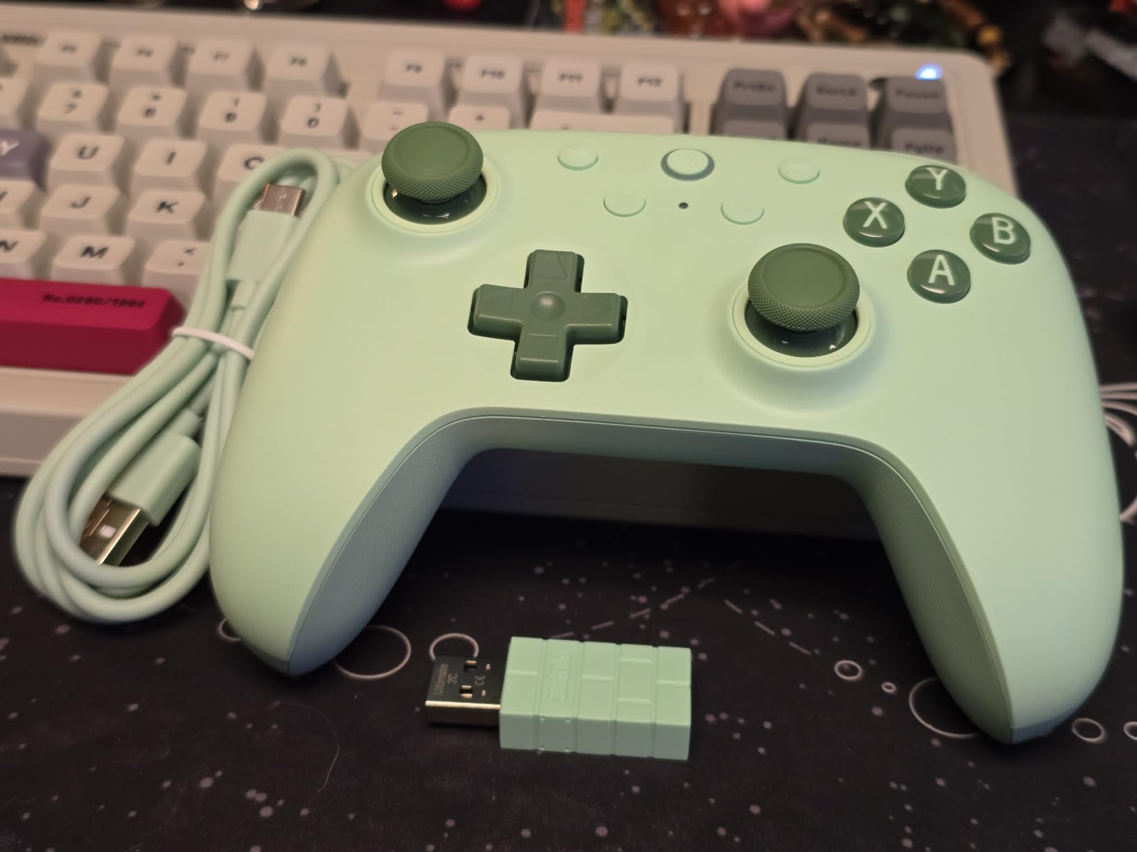 8Bitdo Ultimate 2C Wireless Controller for Windows PC and Android, with 1000 Hz Polling Rate, Hall Effect Joysticks and Triggers, and Remappable L4/R4 Bumpers (Green) customer photo 2
