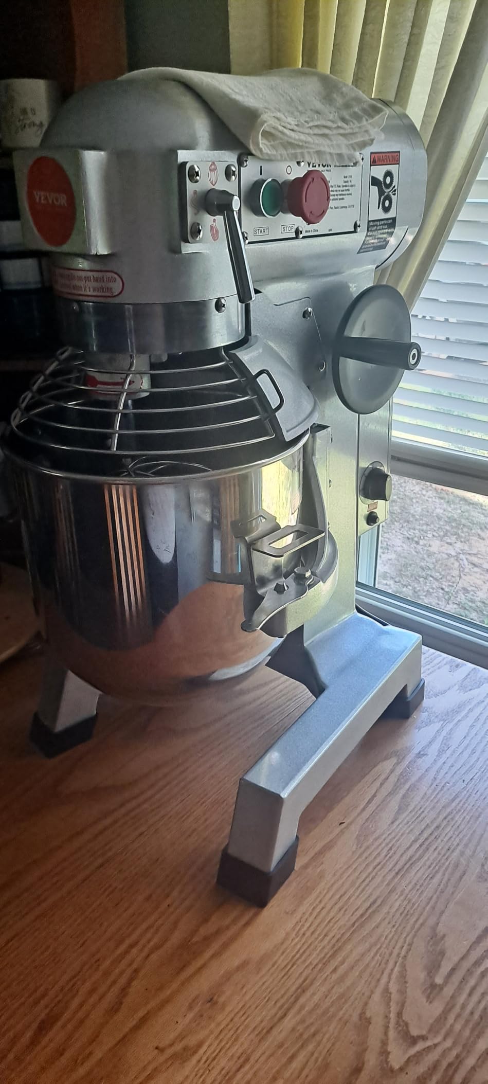 VEVOR 15Qt Commercial Food Mixer Timing Function 500W, Stainless Steel Bowl Heavy Duty Stand Mixer, 3 Speeds customer photo 2