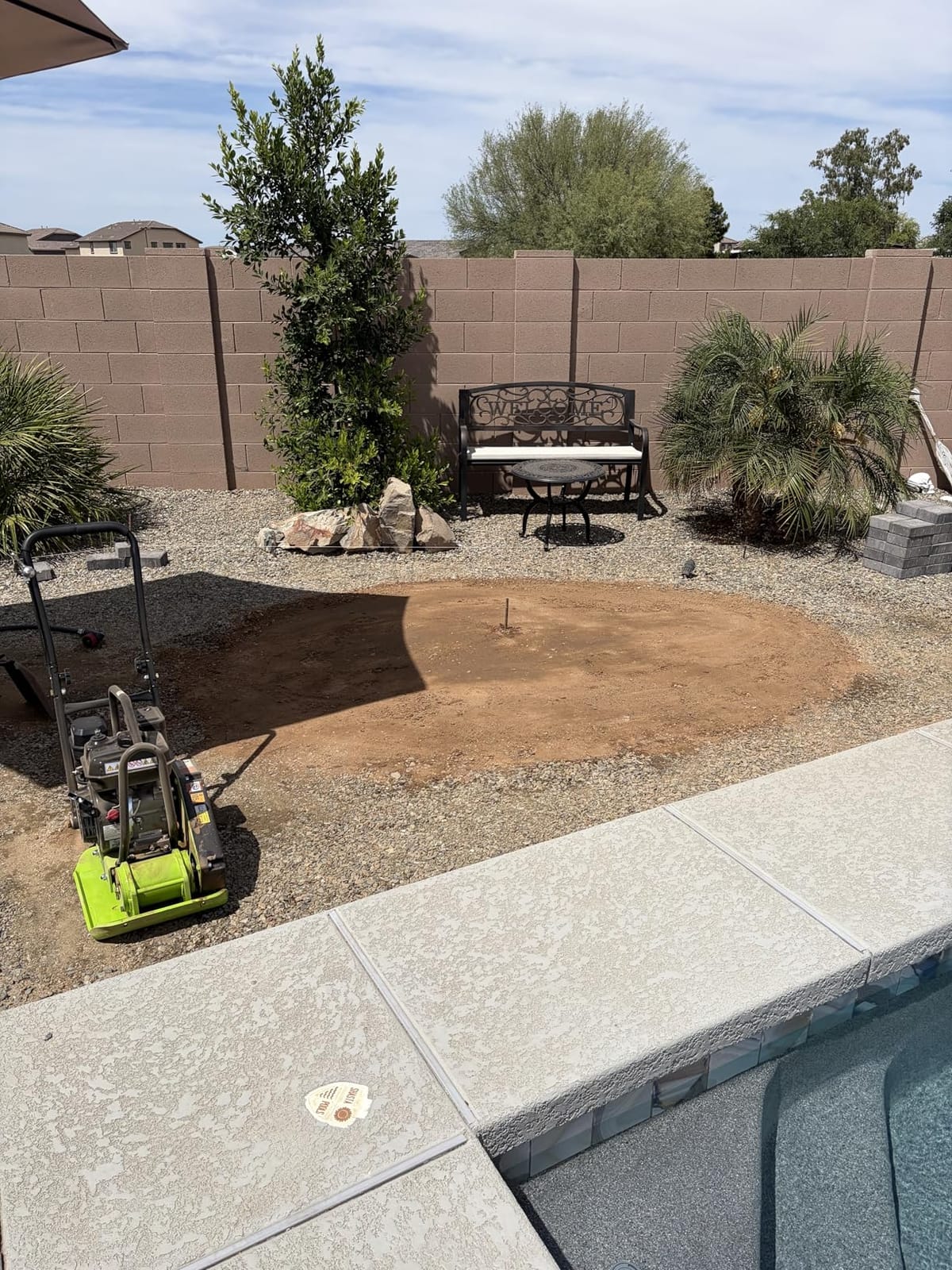 Plate Compactor Gas 6.5HP, 196cc 5400 VPM Compactor Machine | 2500 lbs Compaction Force, 20x15 in Plate Tamper, EPA Certified, 4-Stroke Heavy Duty Compactor For Soil/Dirt/Gravel/Ground customer photo 1