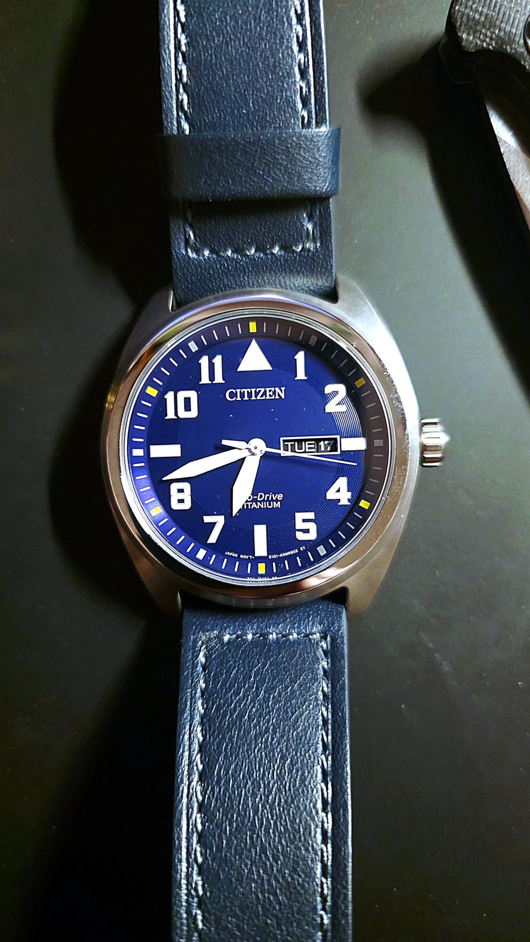 Citizen Men's Eco-Drive Weekender Garrison Field Watch in Super Titanium customer photo 2