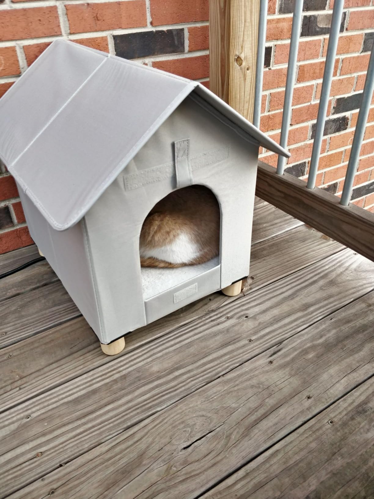 Heated Cat Houses in Winter Waterproof, Elevated Heated Outdoor Cat House Insulated Outside Feral Cat House customer photo 2