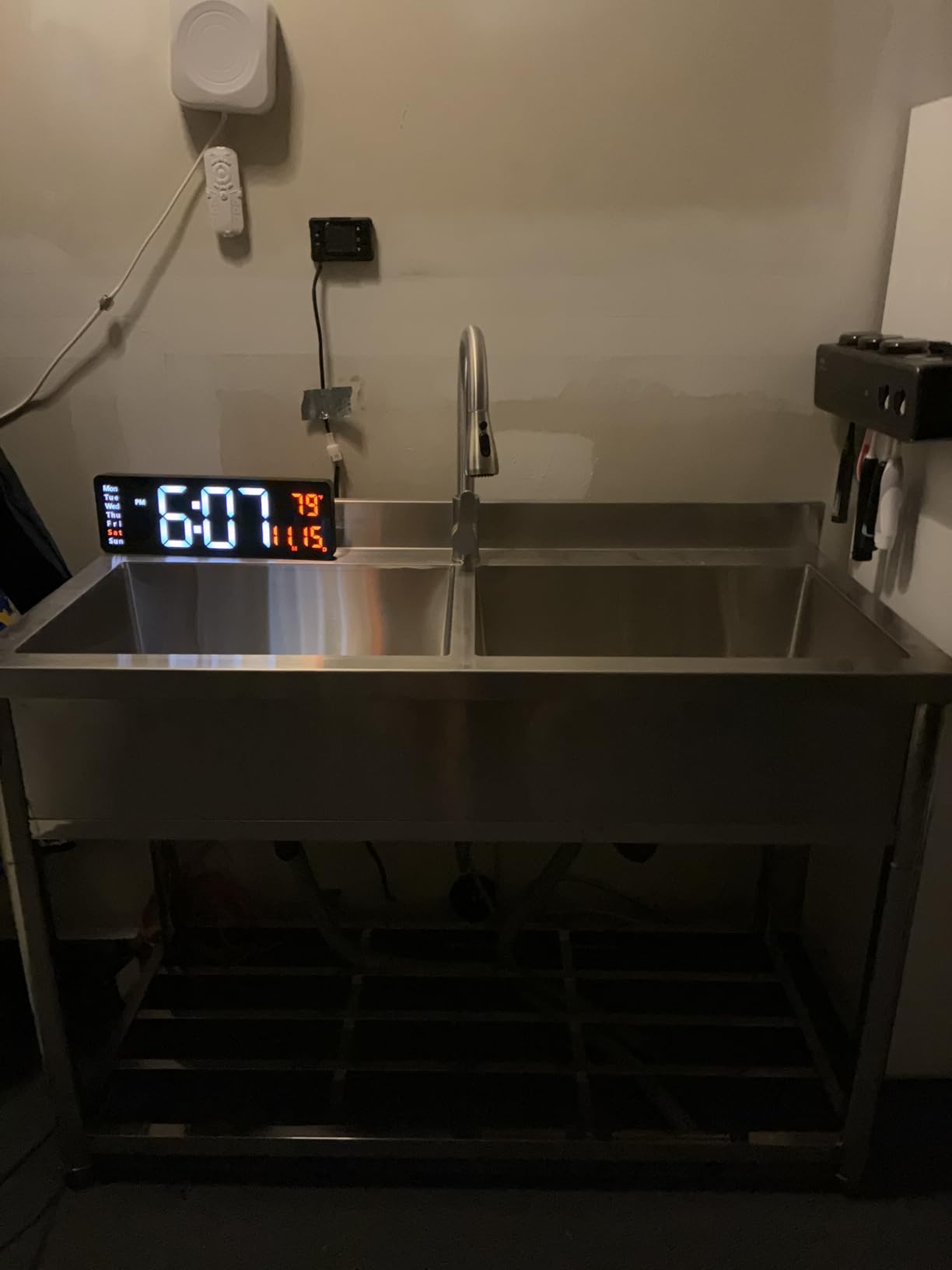 2-Compartment Commercial Sink Large Stainless Steel Utility Sink customer photo 1