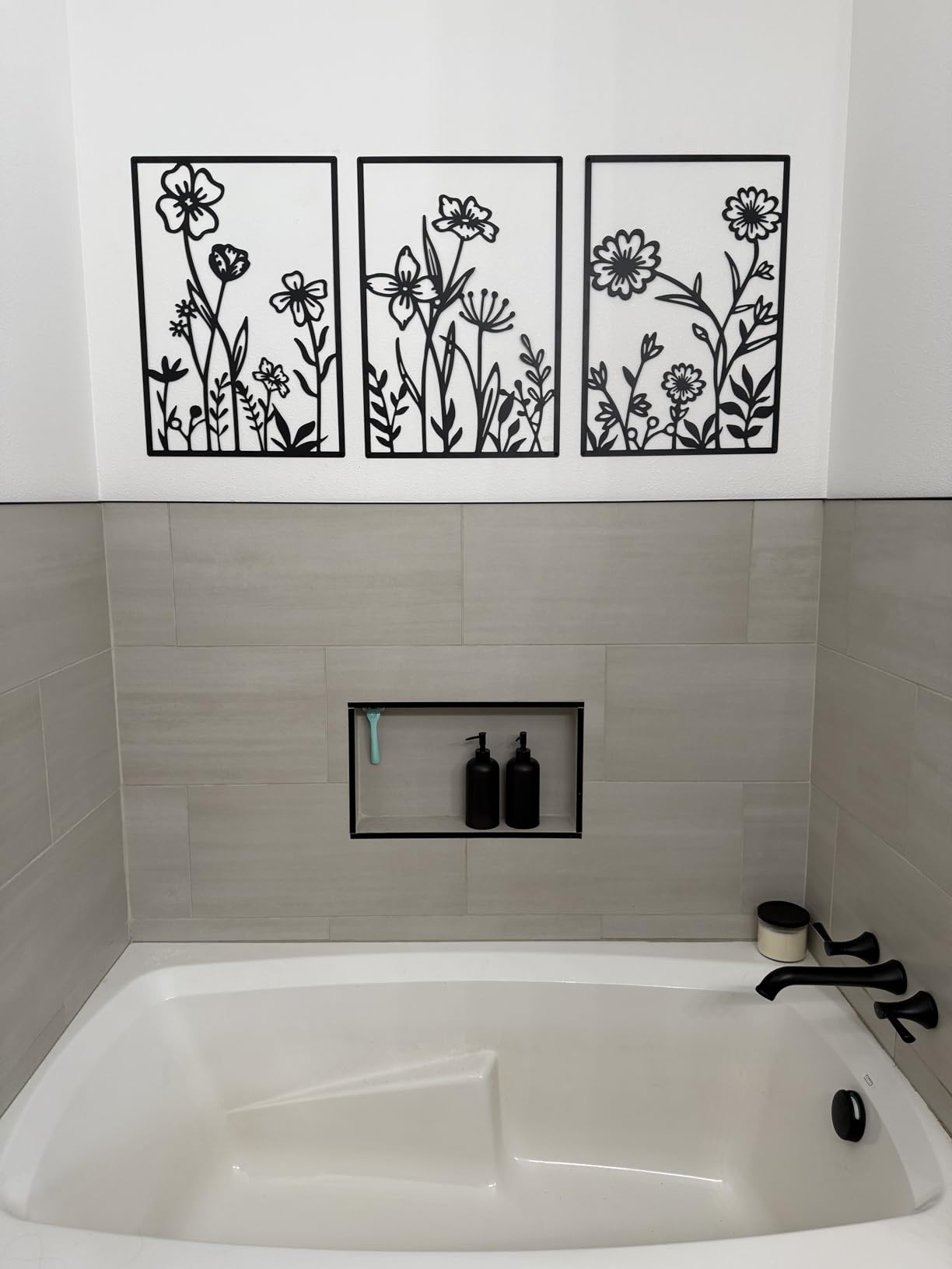 Black Metal Botanical Wall Art, Boho Farmhouse Flower Bathroom Wall Decor, 3D Minimalist Floral Line Wall Decor for Bathroom, Office, Living Room (4 Pcs, 12x17 in) customer photo 1