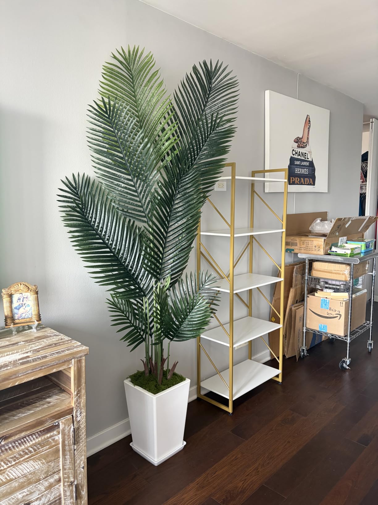 6FT Artificial Palm Tree, Tall Faux Palm Tree Indoor with Fake Plants Tall, Artificial Plants with Lifelike Leaves for Home Office Decor (White) customer photo 2