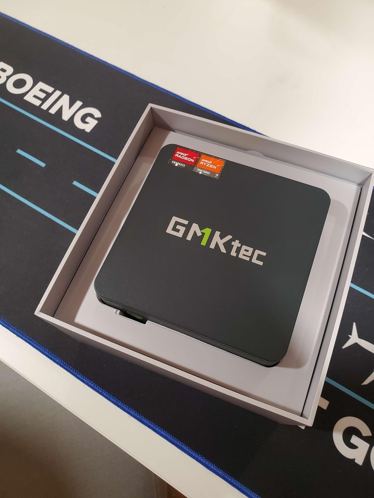 GMKtec Gaming PC, K11 AMD Ryzen 9 8945HS (8C/16T, Up to 5.2GHz), 32GB DDR5 RAM 1TB Mini PC Desktop Computer, Oculink, Dual NIC 2.5GbE LAN, HDMI/DisplayPort/USB4*2 customer photo 2