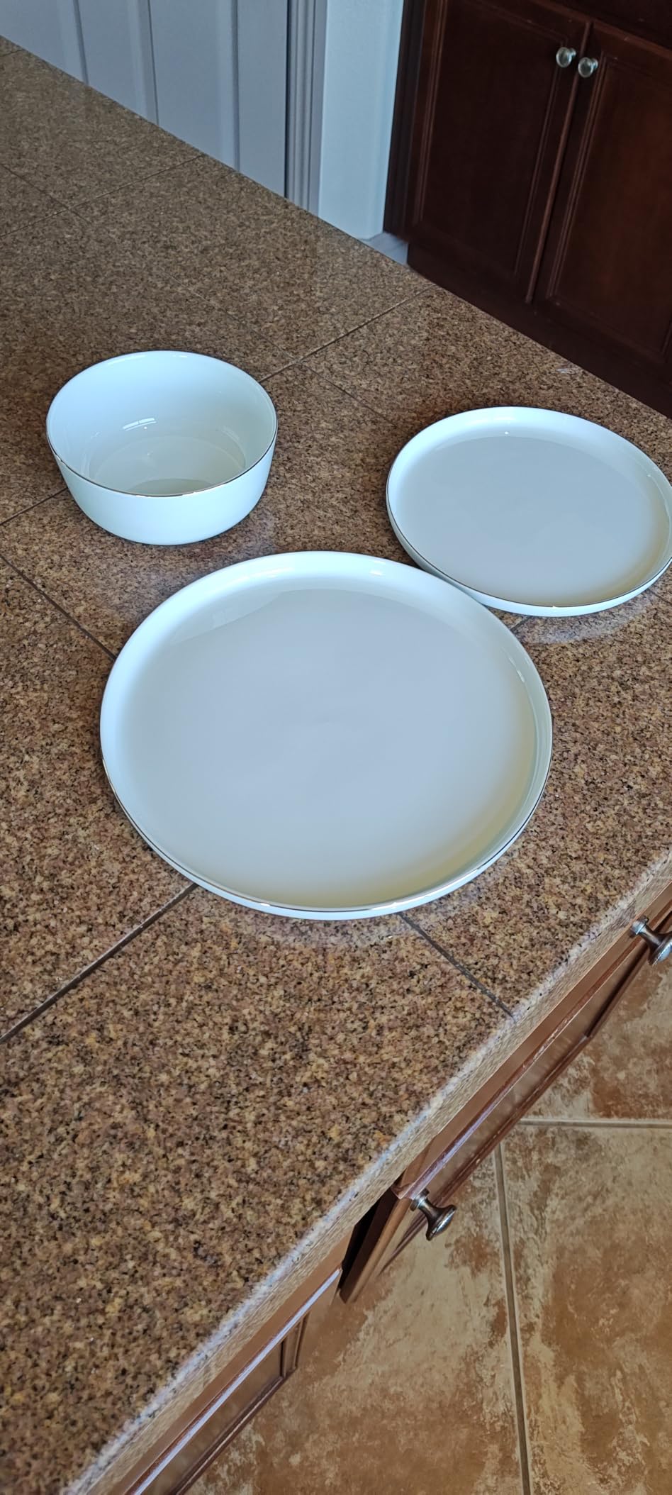 Mikasa Samantha Gold Bone China Chip Resistant 12 Piece Dinnerware Set, Service for 4 customer photo 1