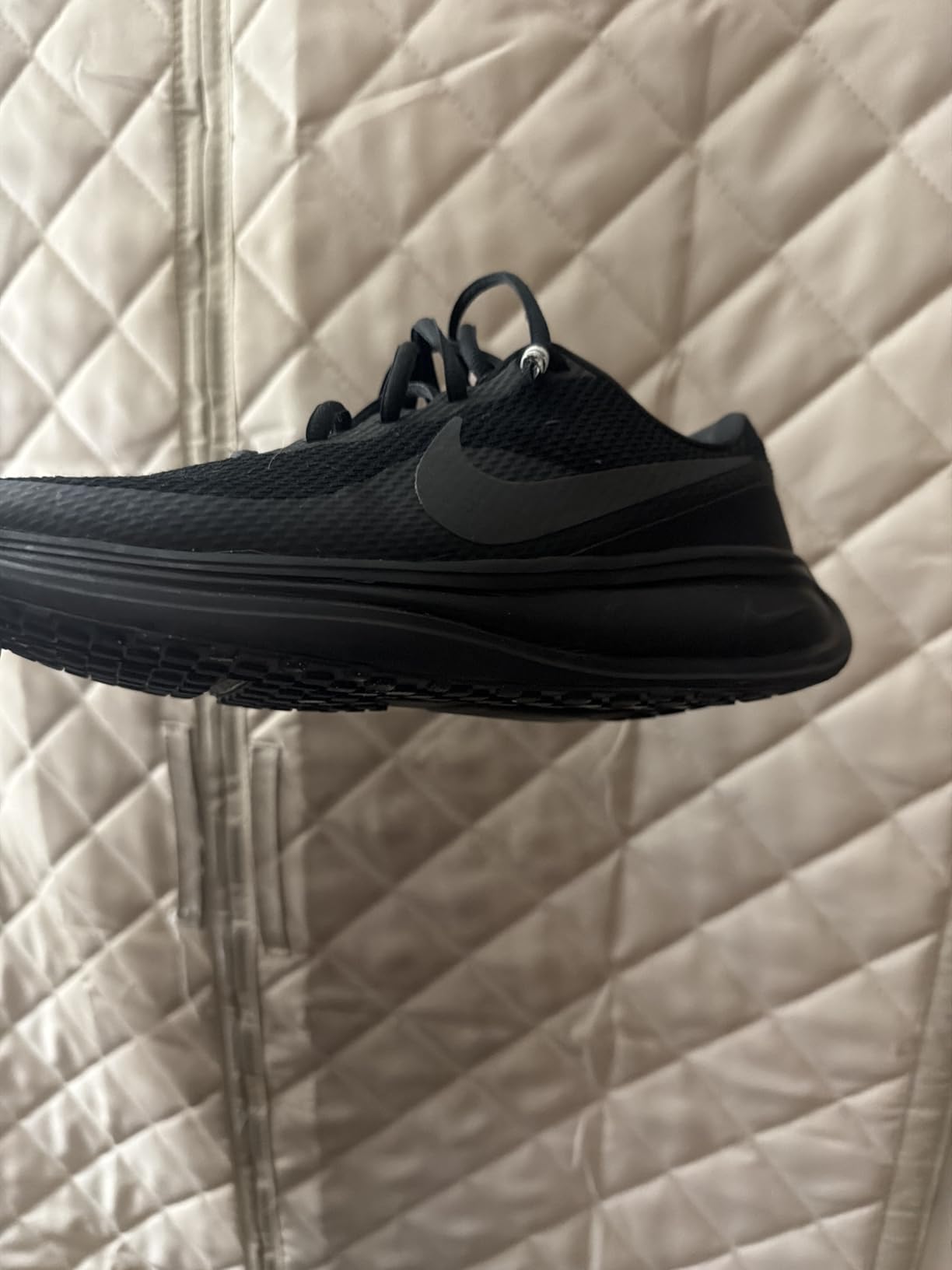 Nike Men's Revolution 8 Road Running Shoes customer photo 1