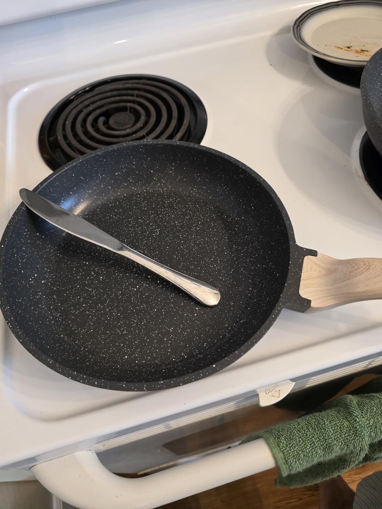 CAROTE Non Stick Frying Pan, Black 8