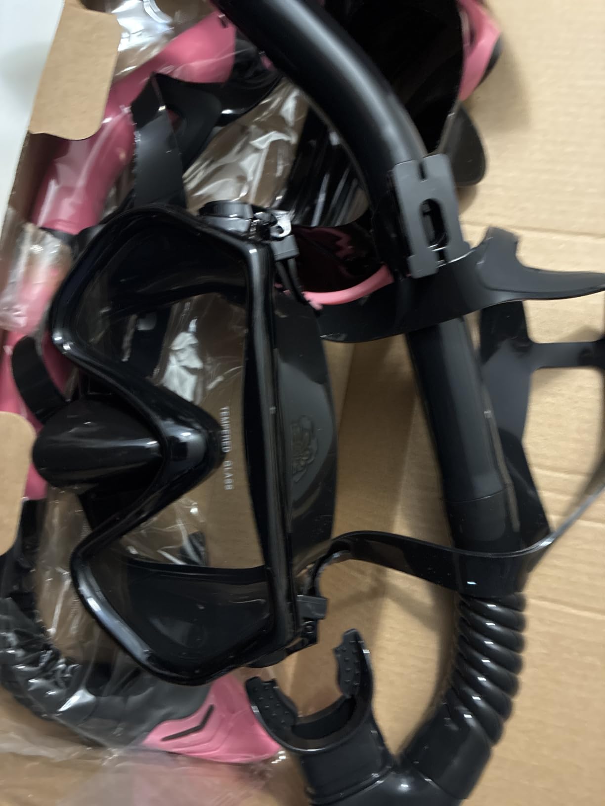 Snorkeling Gear for Adults, JRing Snorkel Set Anti Fog Goggles Dry Snorkel customer photo 1