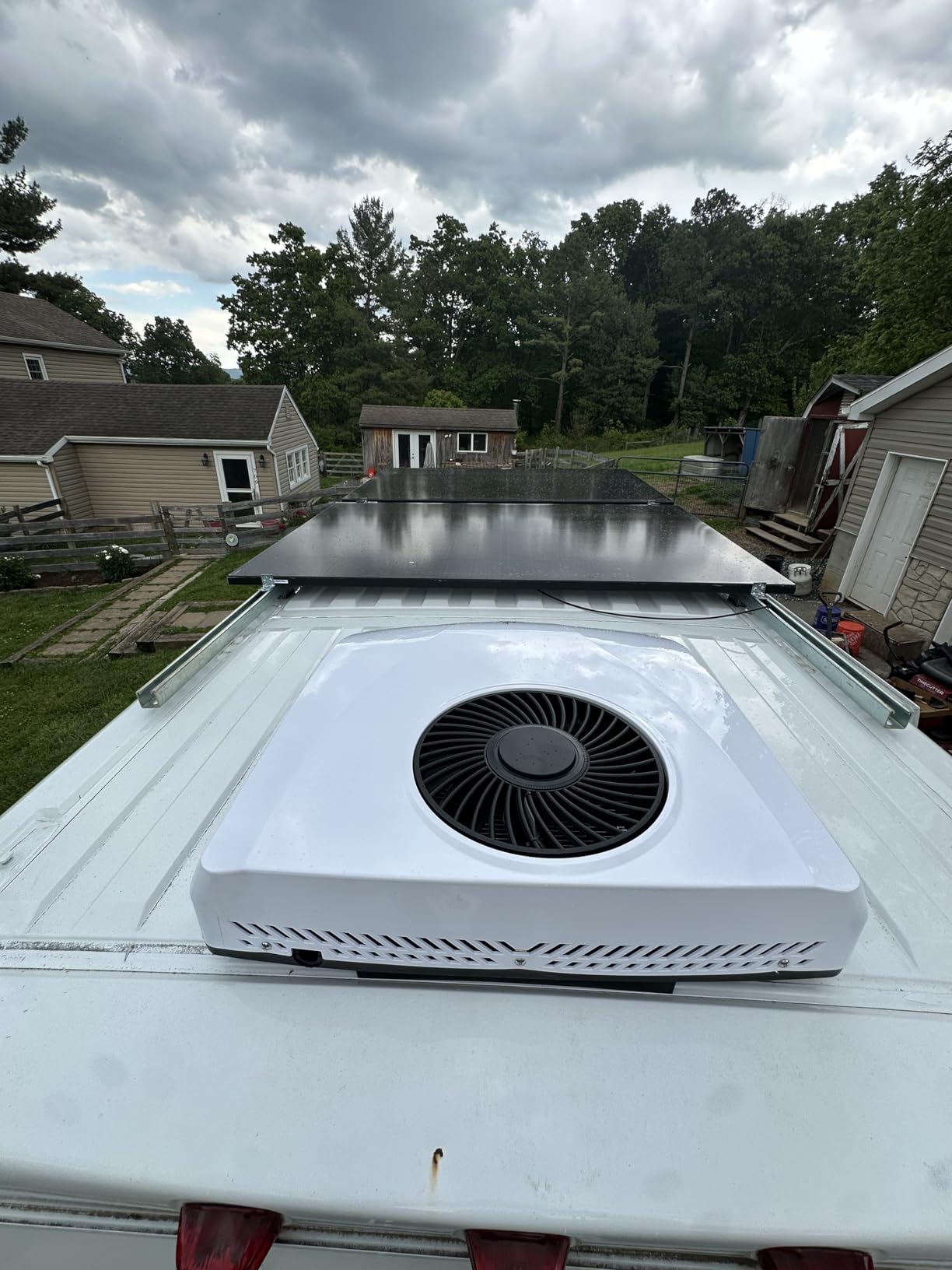 RV Air Conditioner, 12V 10000 BTU Rooftop Air Conditioner for RVs, Trucks, Vans, Campers, Tractor, Low Profile Quiet AC Unit (with heater) customer photo 2
