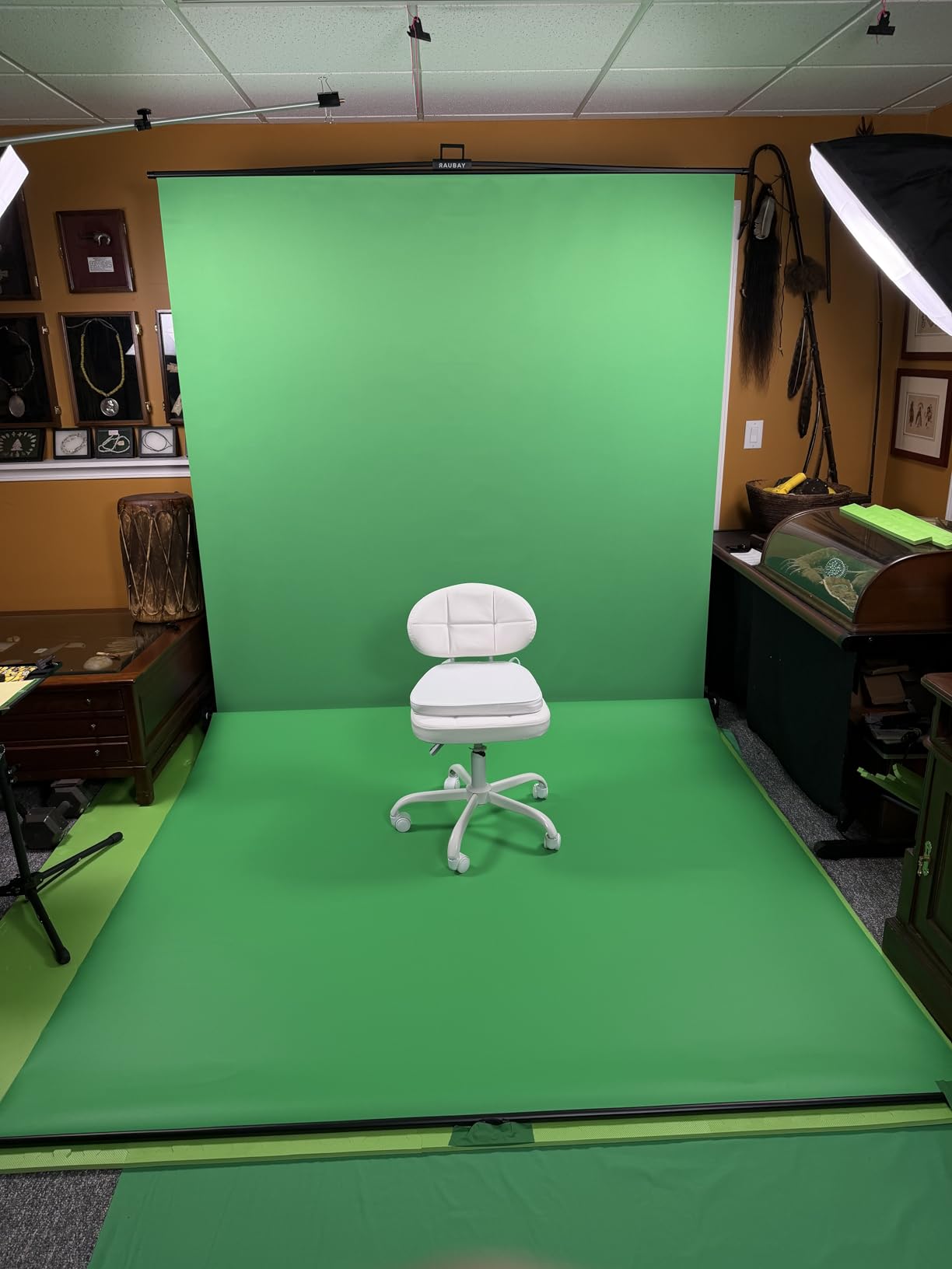 7x7x7 ft Collapsible Green Screen - FloorFlex Chroma Key Background | CGS2100-FX collapsible green screen with floor extension and stand, perfect for streaming, video production and photography customer photo 1