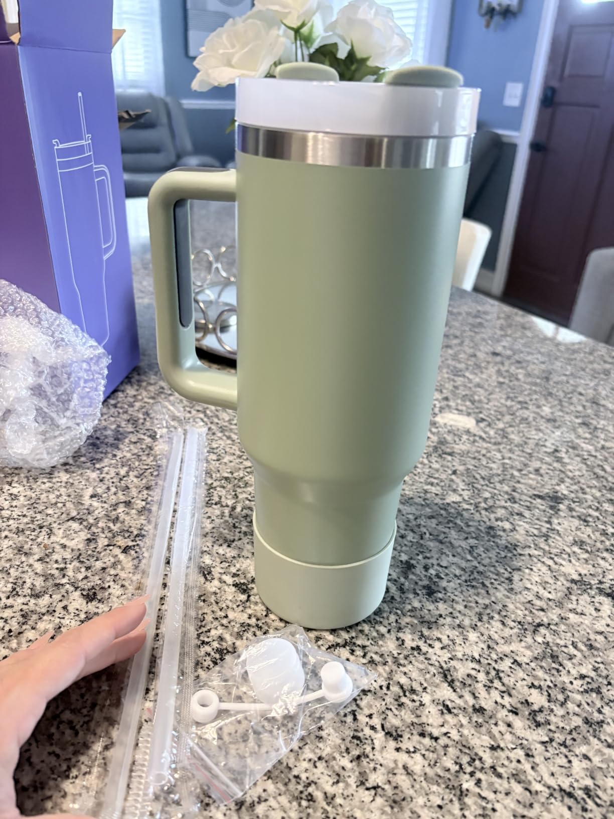 4 Pack 40 Oz Tumbler with Handle Bulk, Double Wall Vacuum Insulated Stainless Steel Tumbler with Lid and Straw, 40 oz cup with Silicone Spill Proof Stopper Set (Cream,Purple,Dark Green,Rose Quartz) customer photo 2