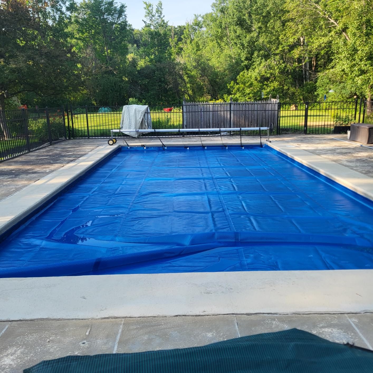 Real Relax 16 mil Solar Pool Cover, 12 x 24 ft Rectangle Bubble Blanket | Heat Trapping Solar Blanket, Compatible With Inground and Above Ground Rectangular Pools, Blue customer photo 2