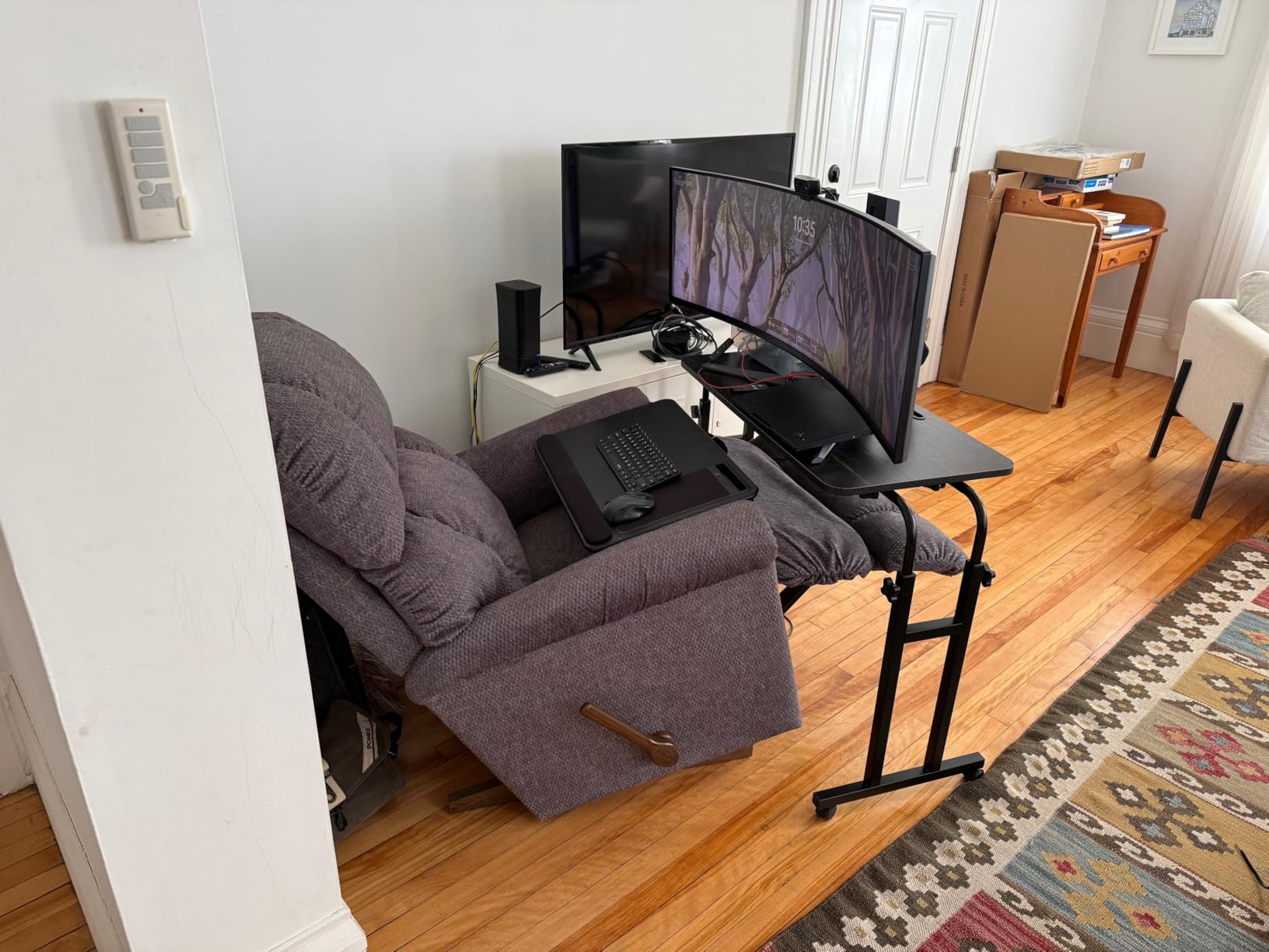 TigerDad Mobile Recliner Desk Overbed Table with Wheels Laptop Stand Tray customer photo 2