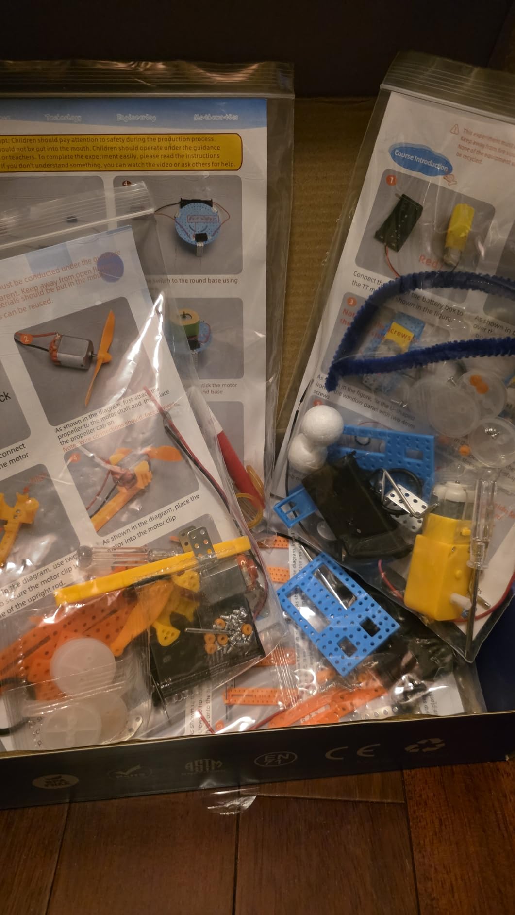 STEM Kits for Kids Ages 6-12, 5-in-1 Robot Building Science Kit for Boys Girls, DIY Robotics Engineering Projects, Educational STEM Toys, Birthday for Kids Age 6 7 8 9 10 11 12 customer photo 2